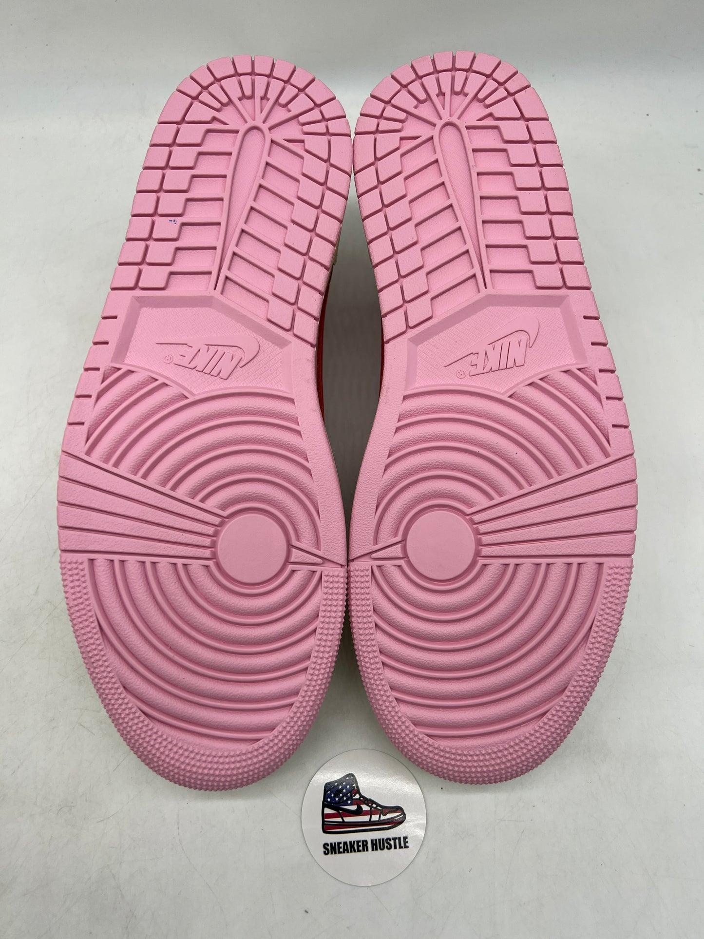 Jordan 1 Retro Low OG SP Travis Scott Sail Tropical Pink