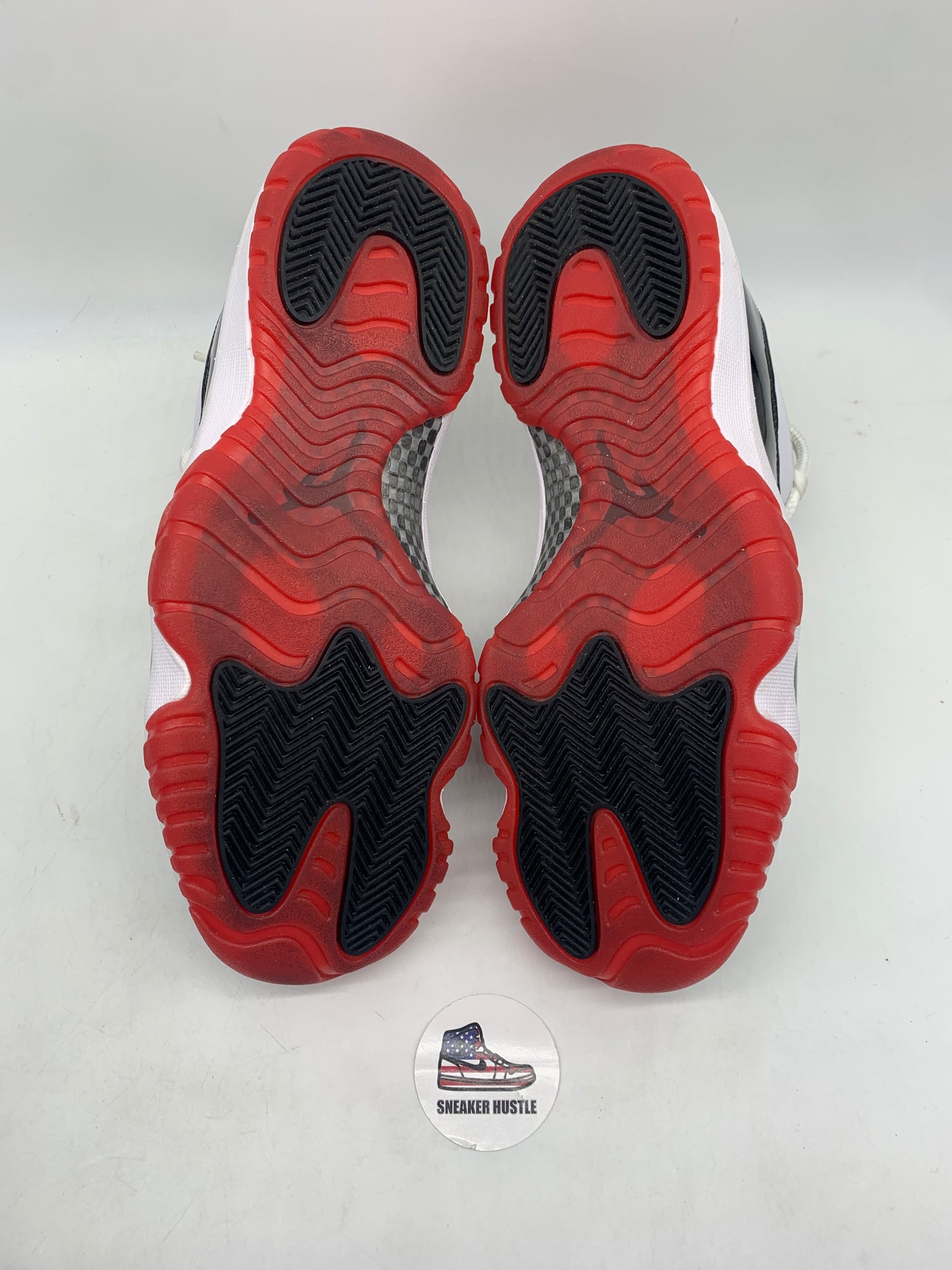 Jordan 11 Retro Low Concord Bred