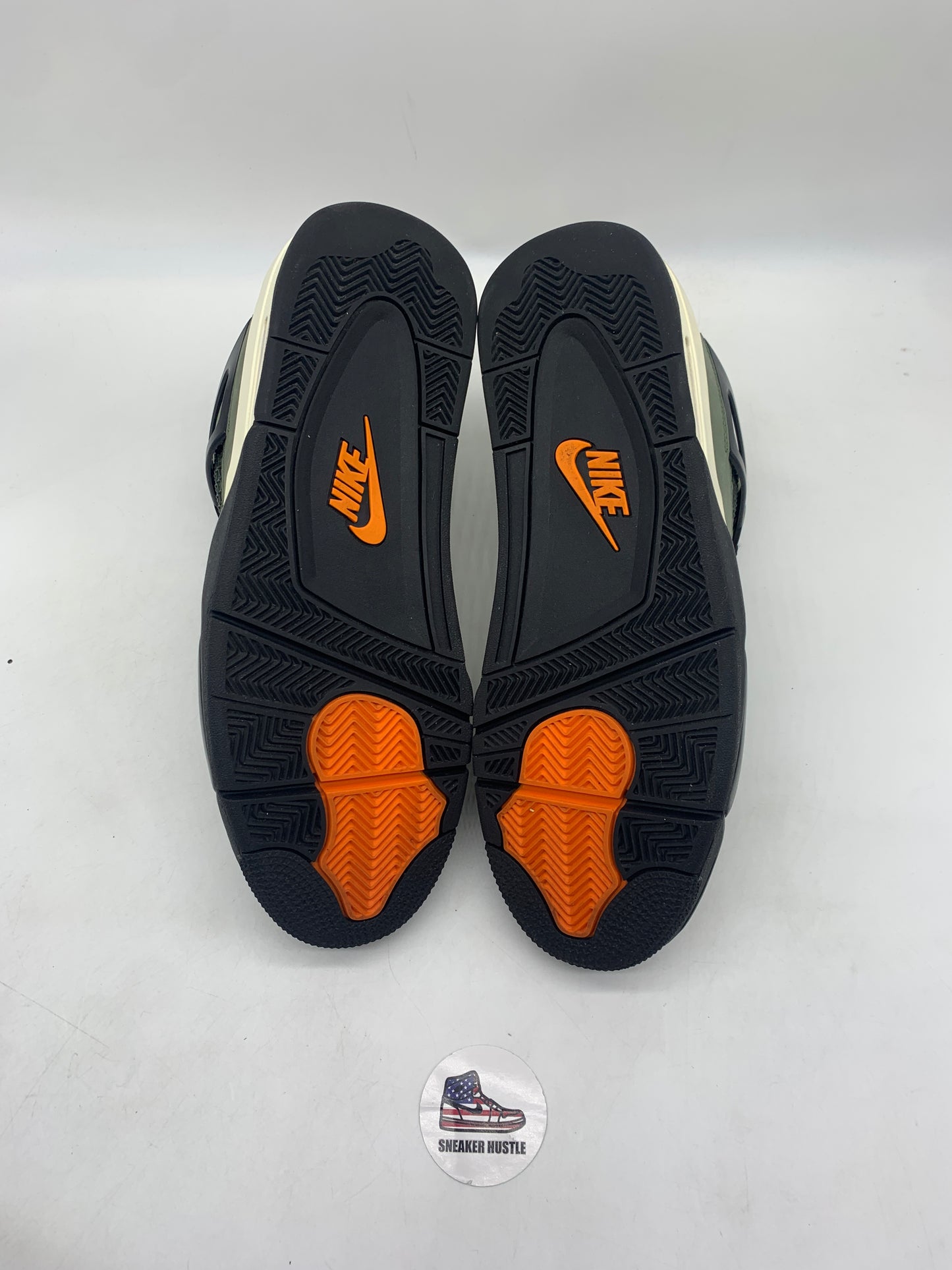 Jordan 4 Retro OG SP Undefeated (2025)