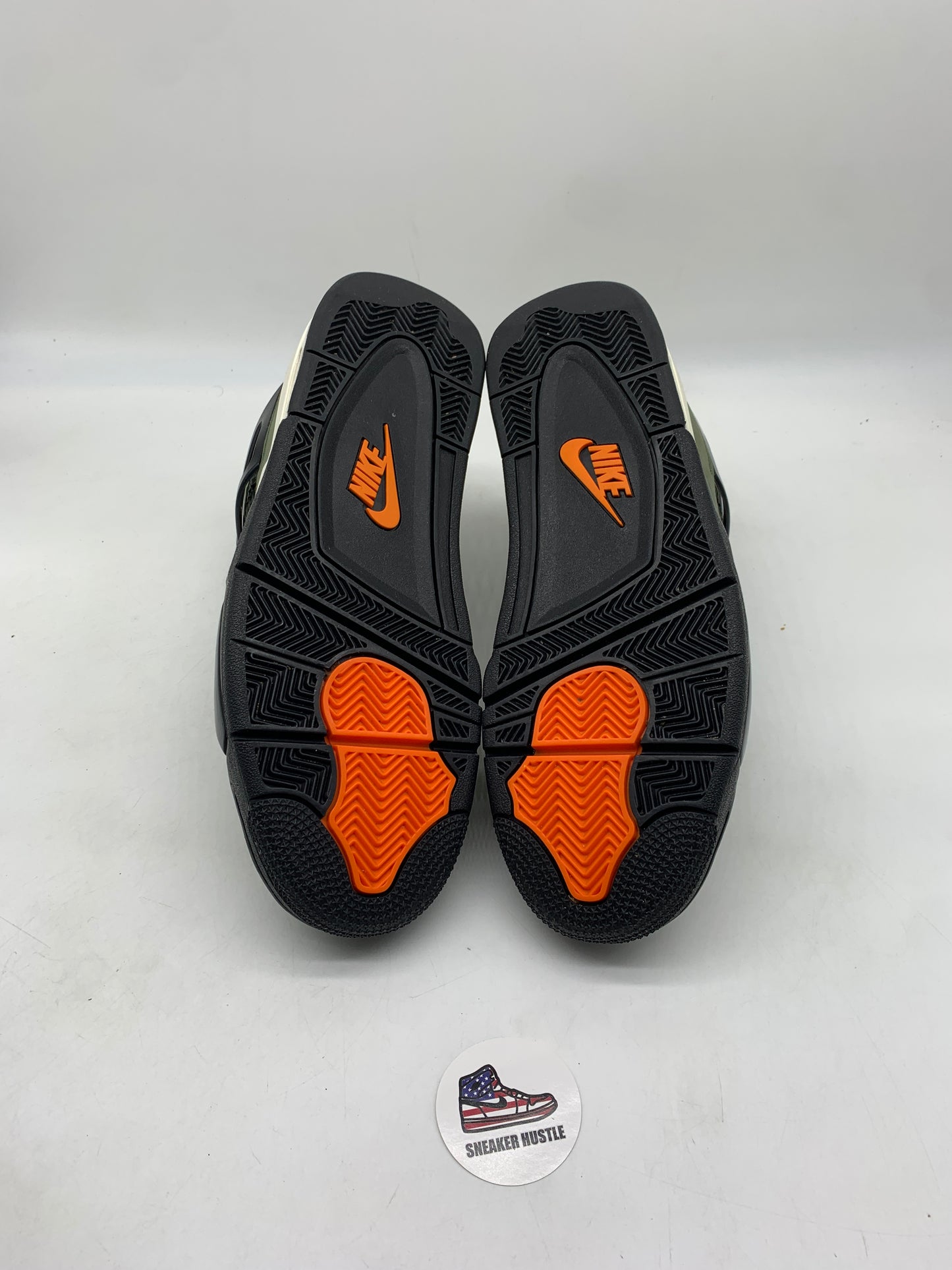 Jordan 4 Retro OG SP Undefeated (2025)