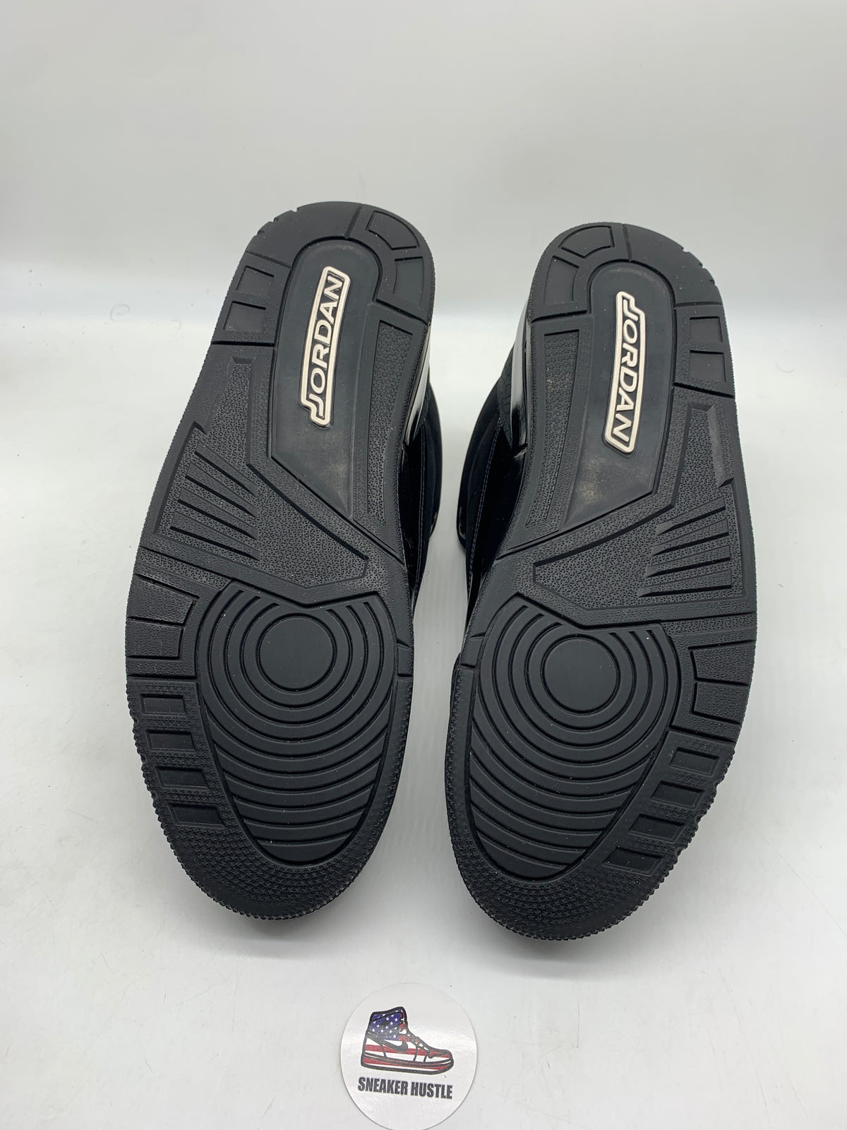 Jordan 3 Retro Black Cat (2025)