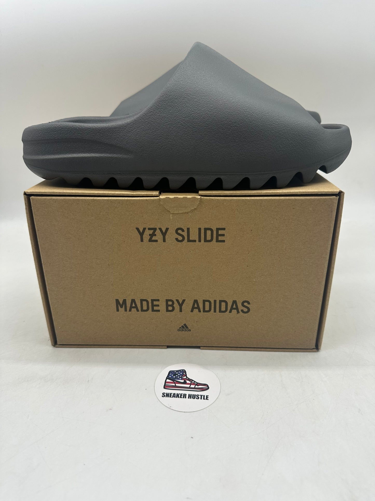 adidas Yeezy Slide Granite