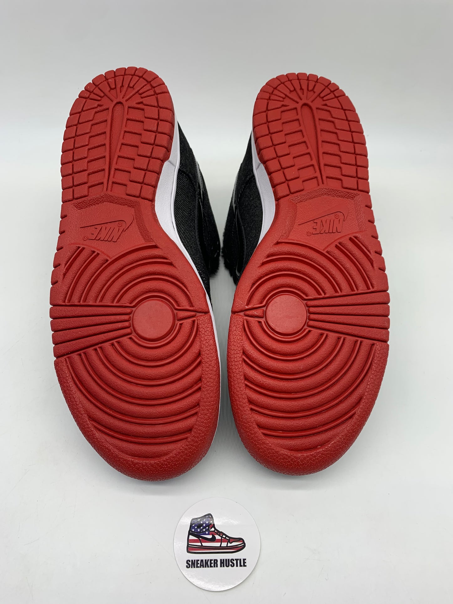 Nike SB Dunk Low Larry Perkins (No Chirp)