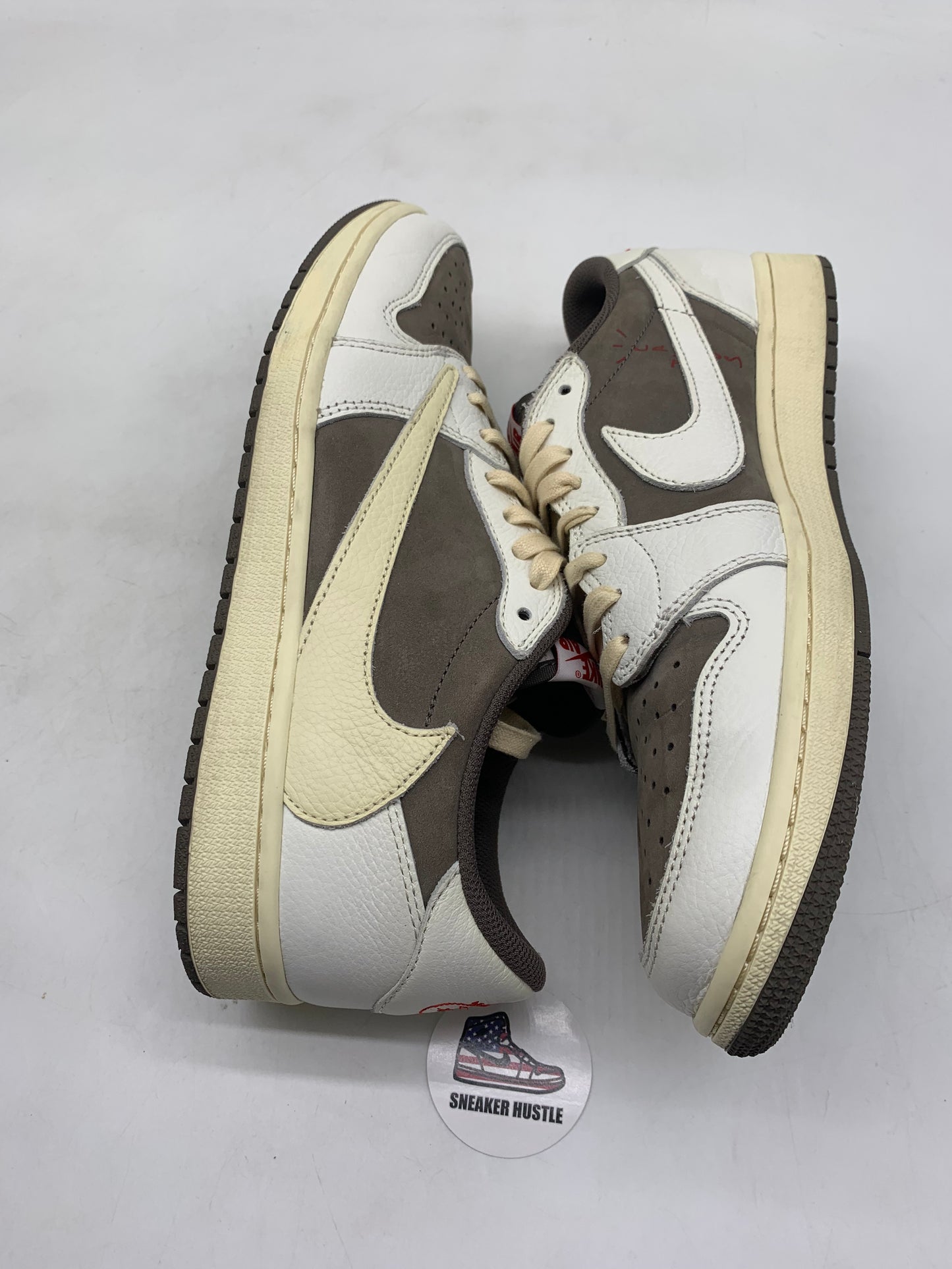 Jordan 1 Retro Low OG SP Travis Scott Reverse Mocha