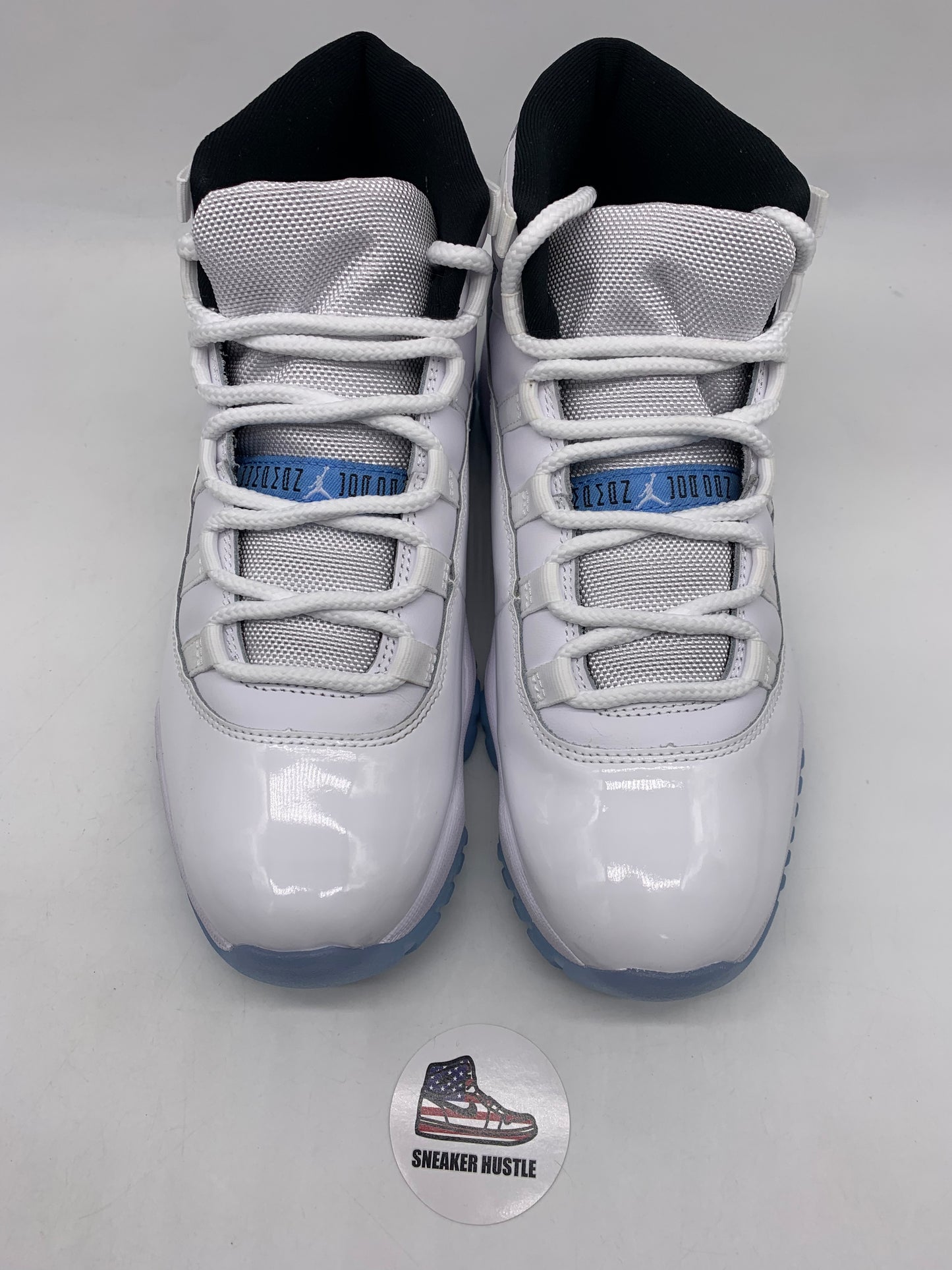 Jordan 11 Retro Legend Blue (2024)
