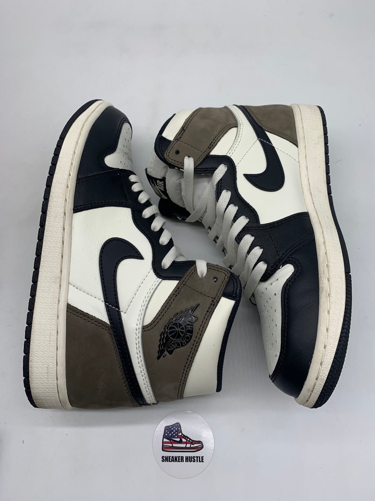 Jordan 1 Retro High Dark Mocha