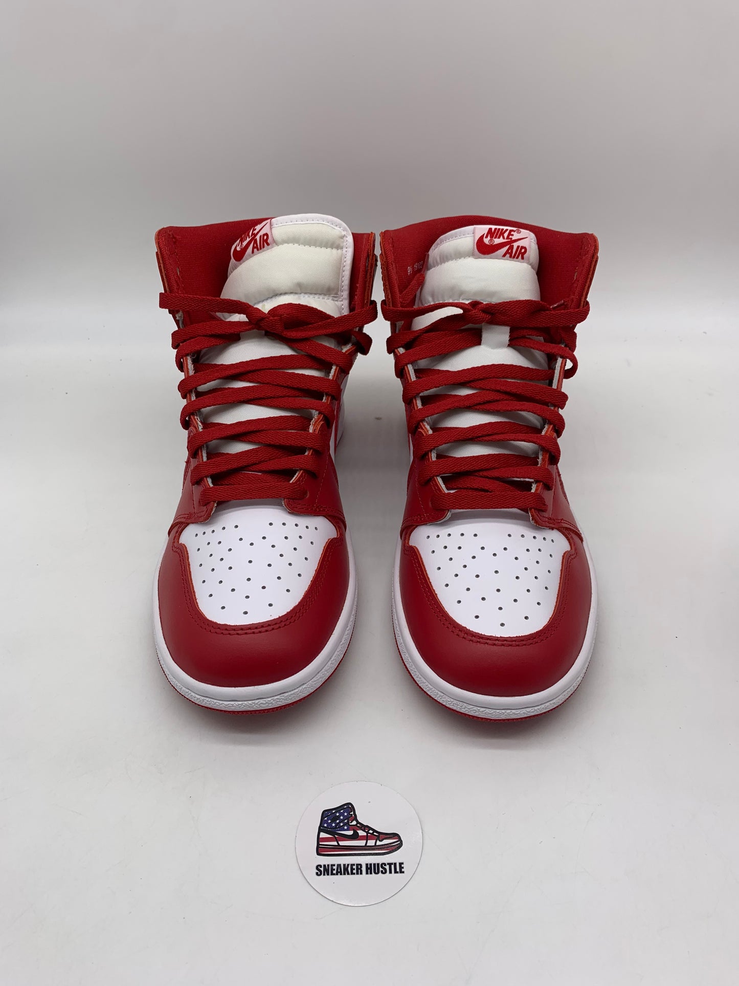 Jordan New Beginnings Pack Retro High 1 & Nike Air Ship