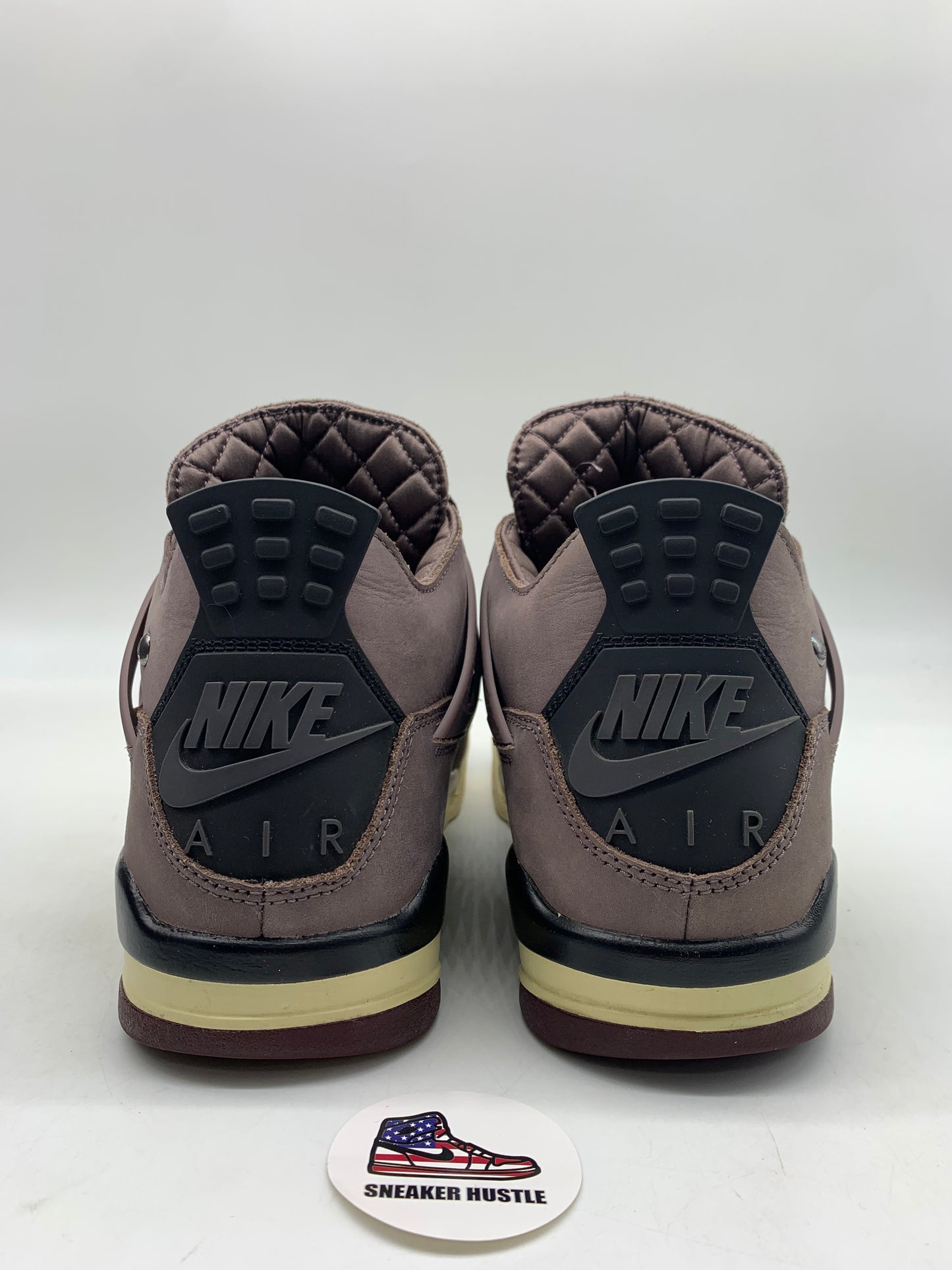Jordan 4 Retro SP A Ma Maniére Violet Ore
