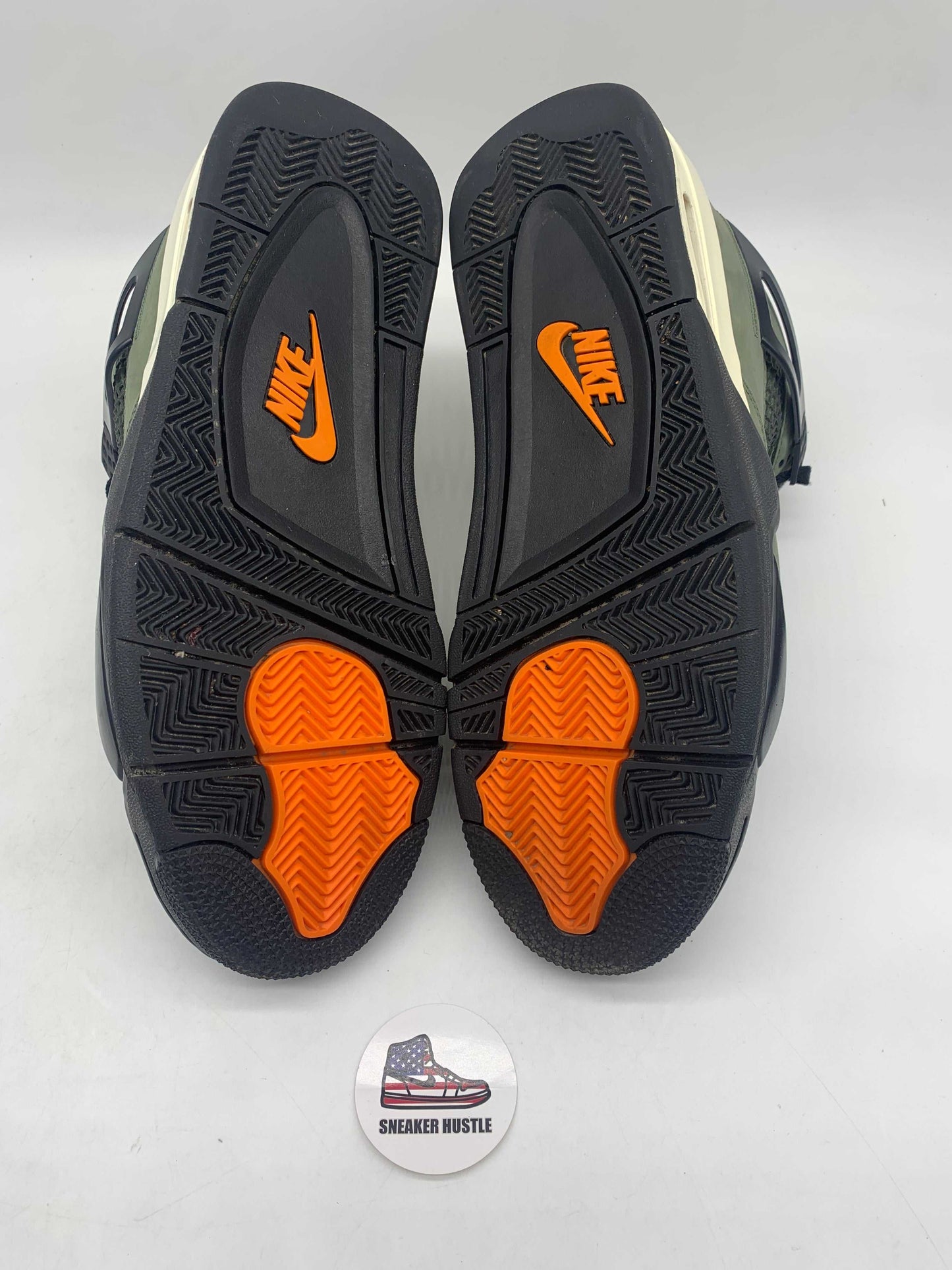 Jordan 4 Retro OG SP Undefeated (2025)