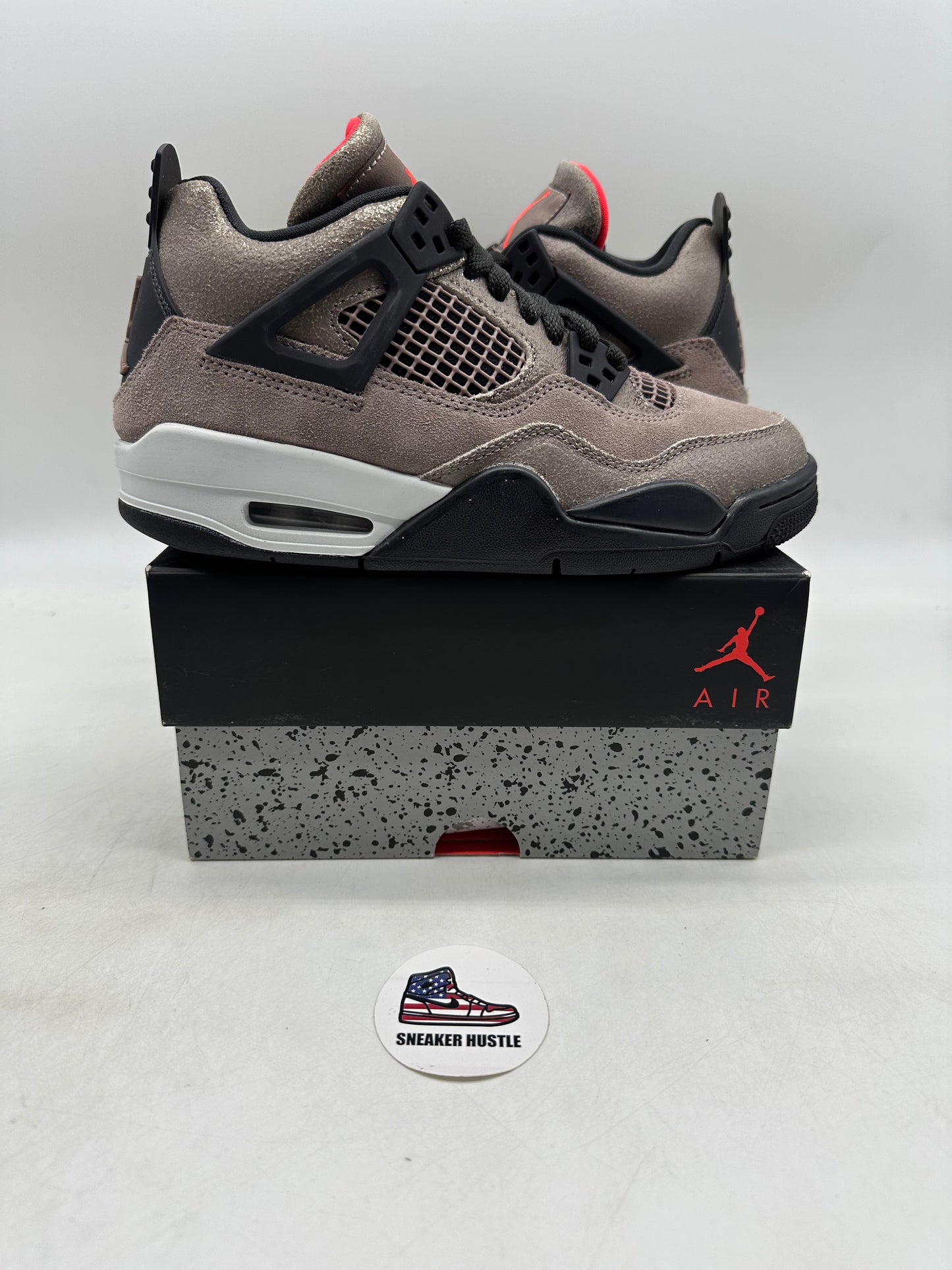 Jordan 4 Retro Taupe Haze (GS)