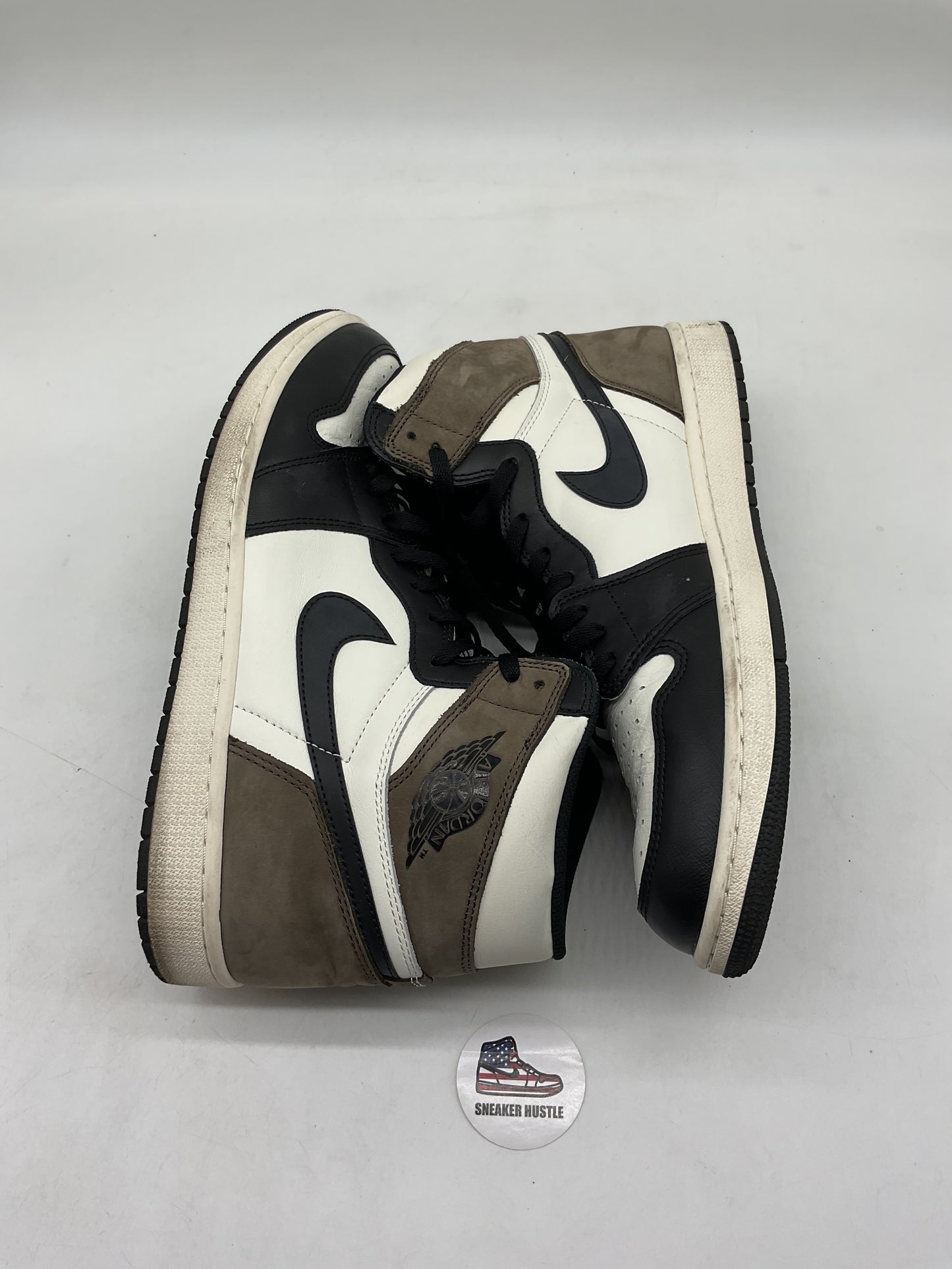 Jordan 1 Retro High Dark Mocha