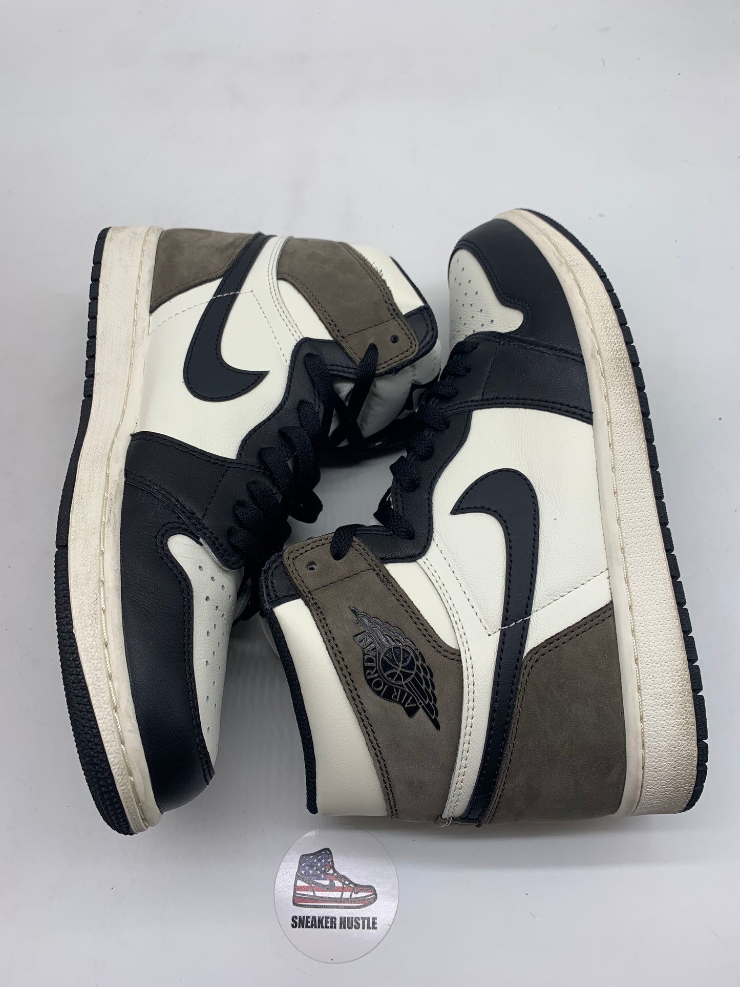 Jordan 1 Retro High Dark Mocha