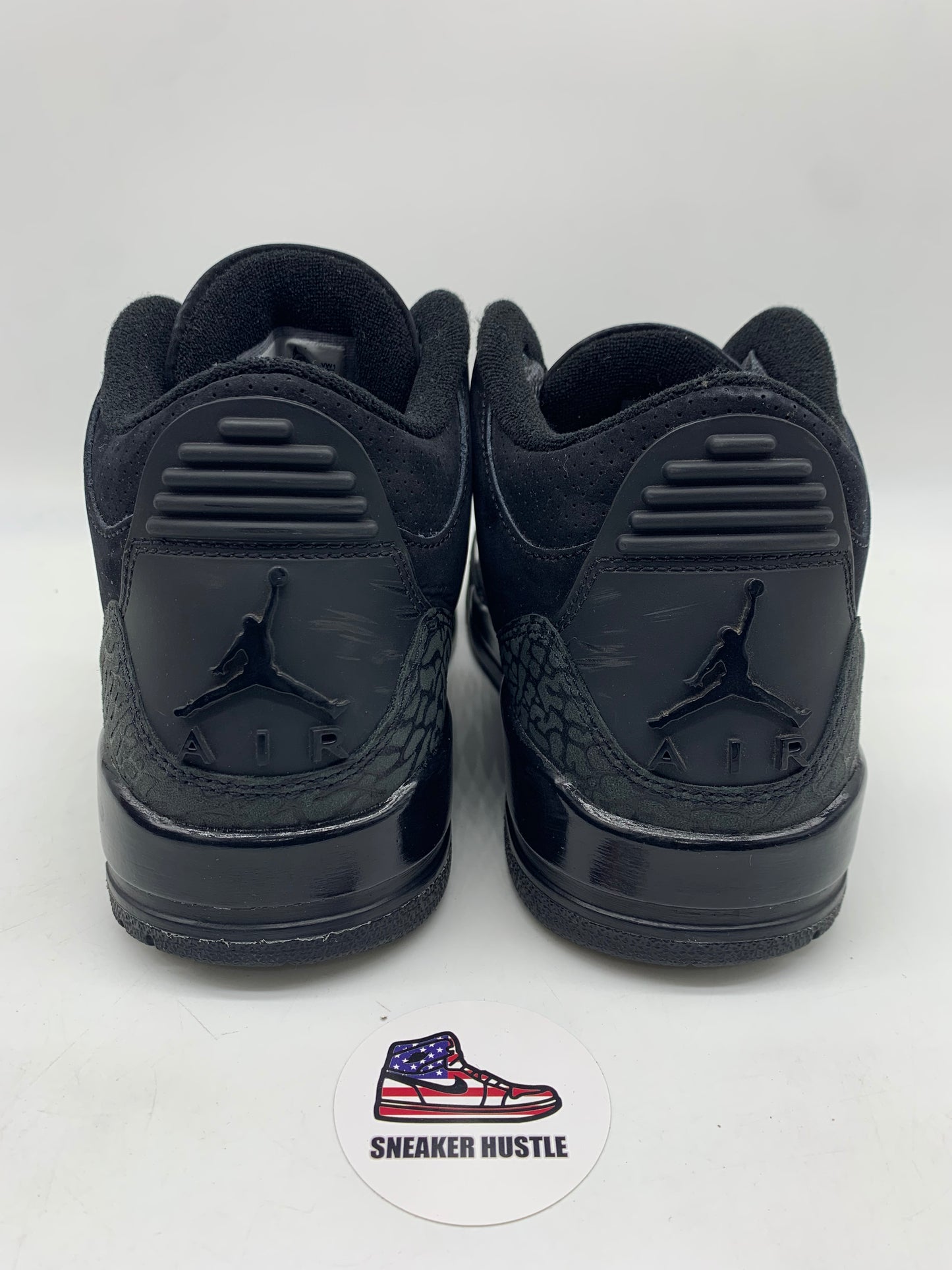 Jordan 3 Retro Black Cat (2025)