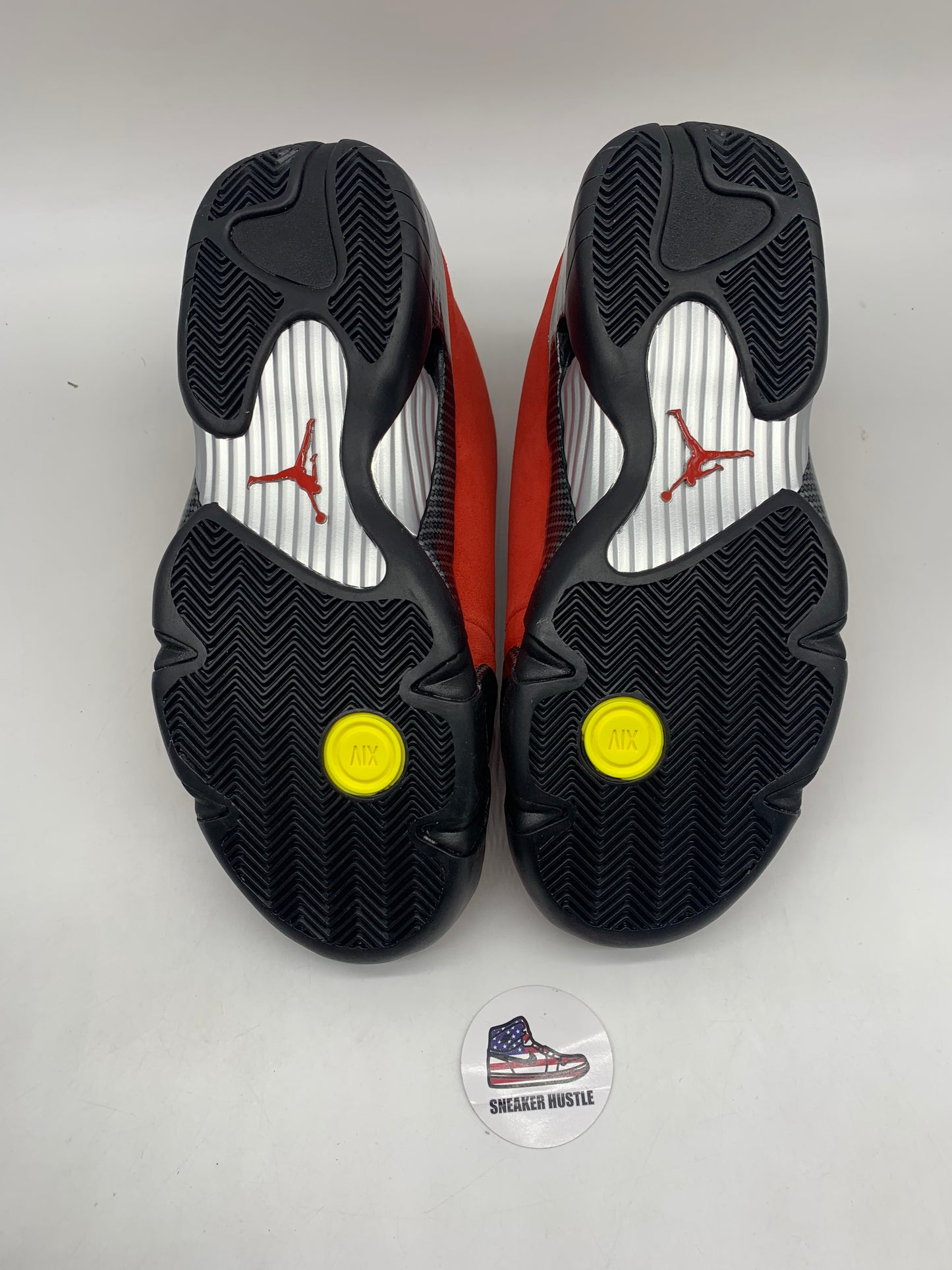 Jordan 14 Retro Ferrari (2025)