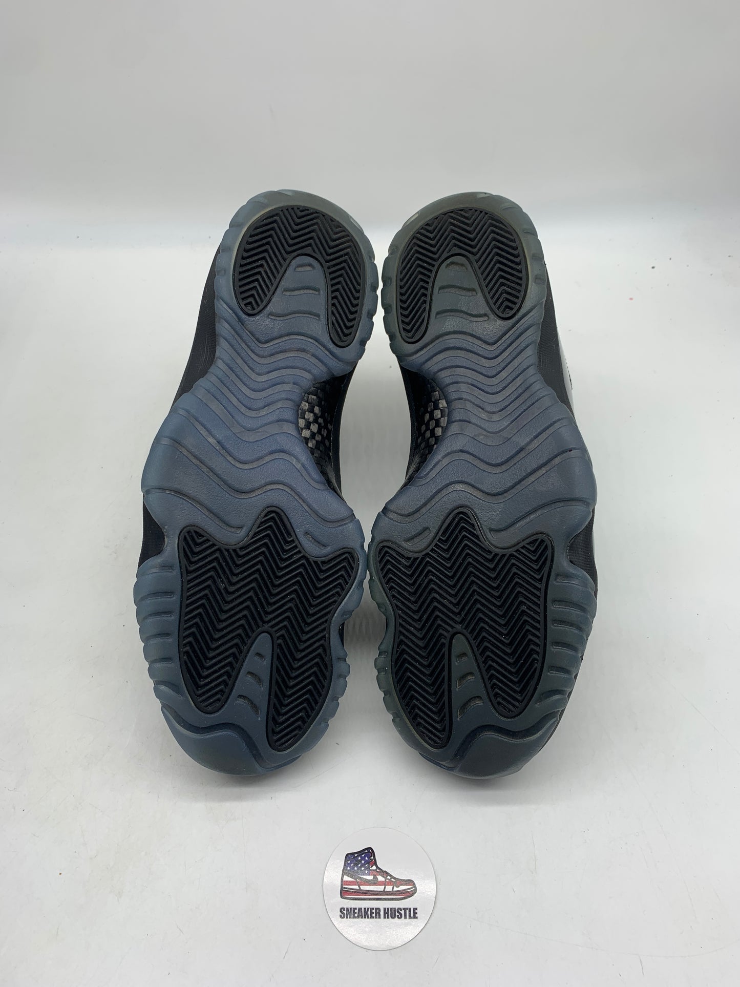 Jordan 11 Retro Cap and Gown