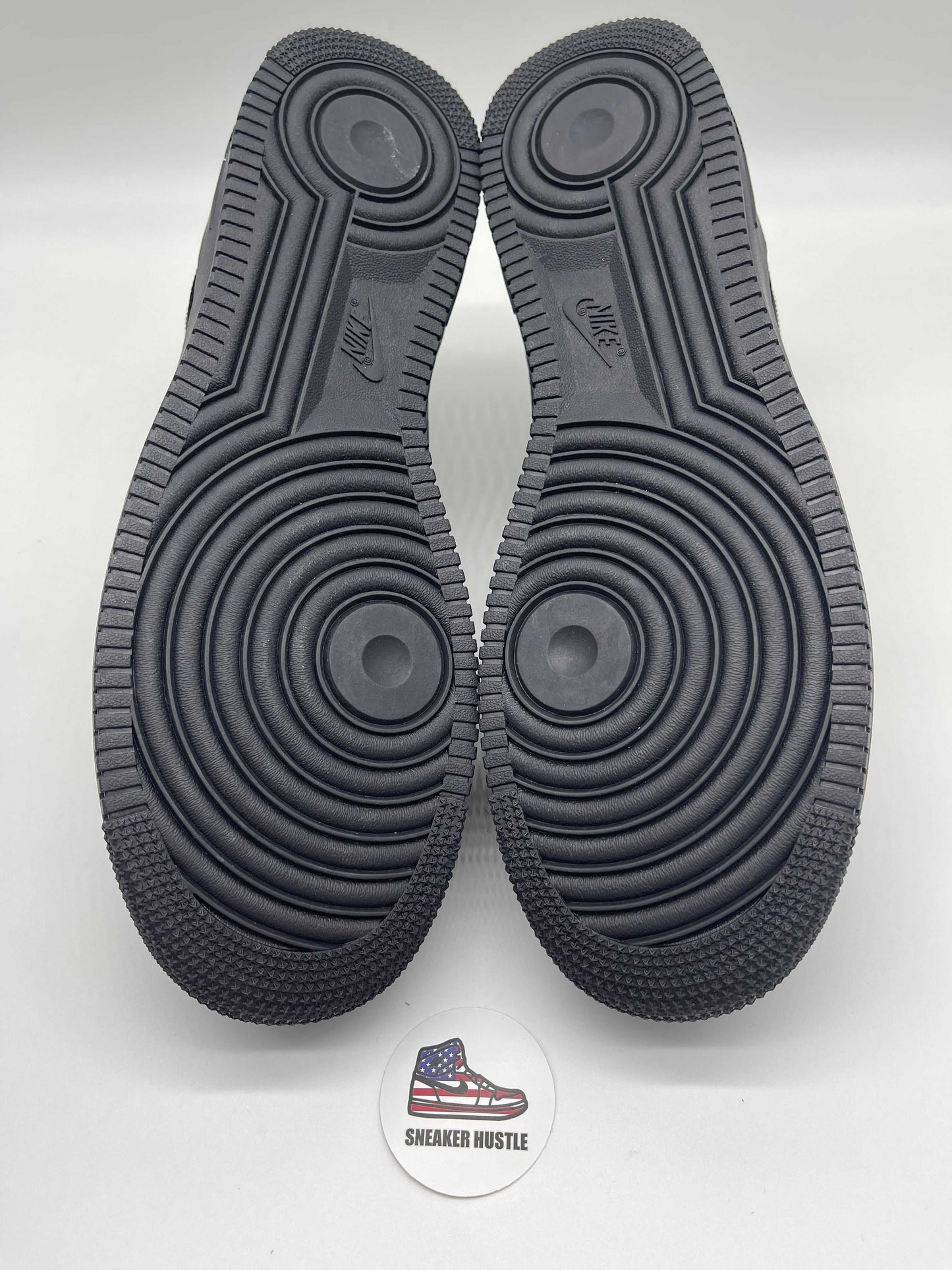 Nike Air Force 1 Low Supreme Black