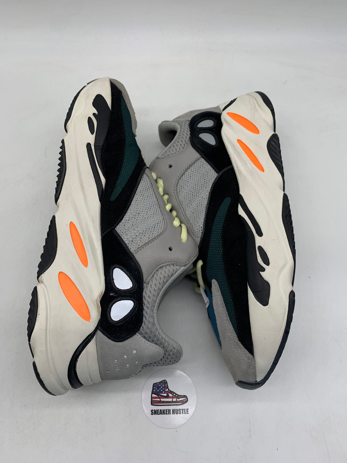 adidas Yeezy Boost 700 Wave Runner