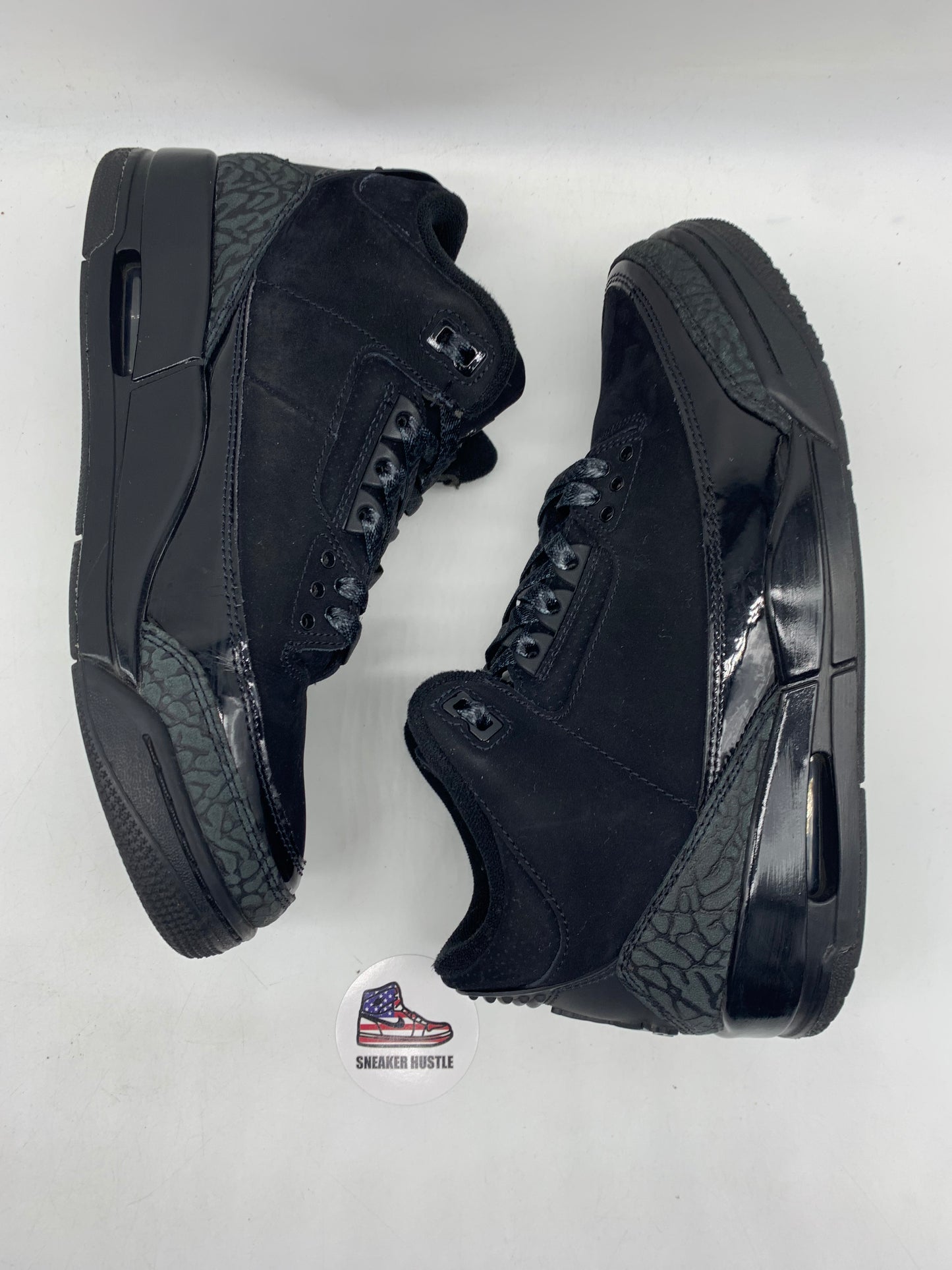 Jordan 3 Retro Black Cat (2025)