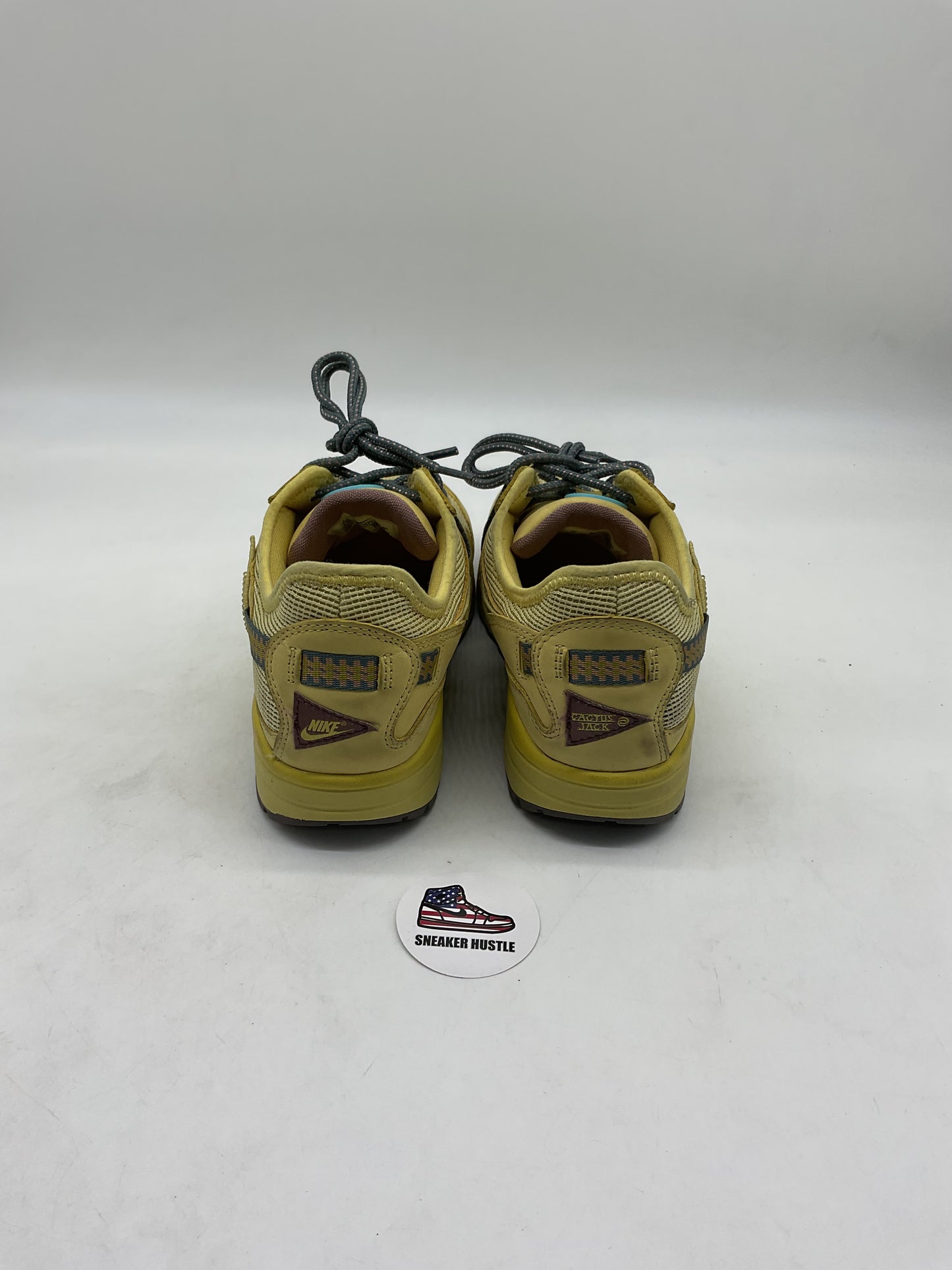 Nike Air Max 1 Travis Scott Cactus Jack Saturn Gold