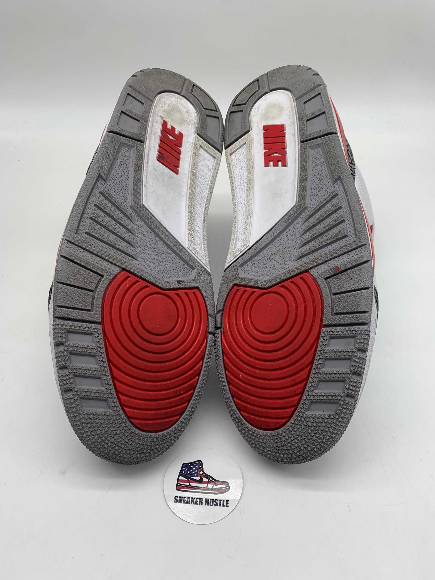 Jordan 3 Retro Fire Red (2022)