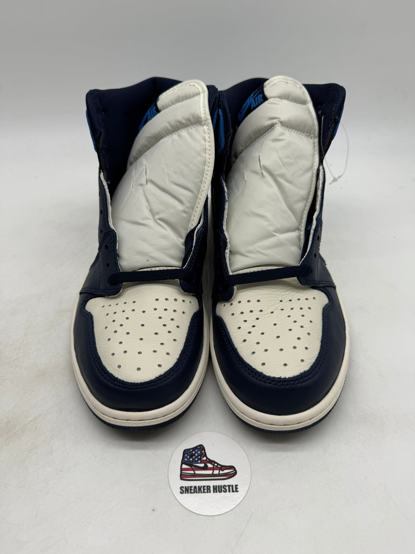 Jordan 1 Retro High Obsidian