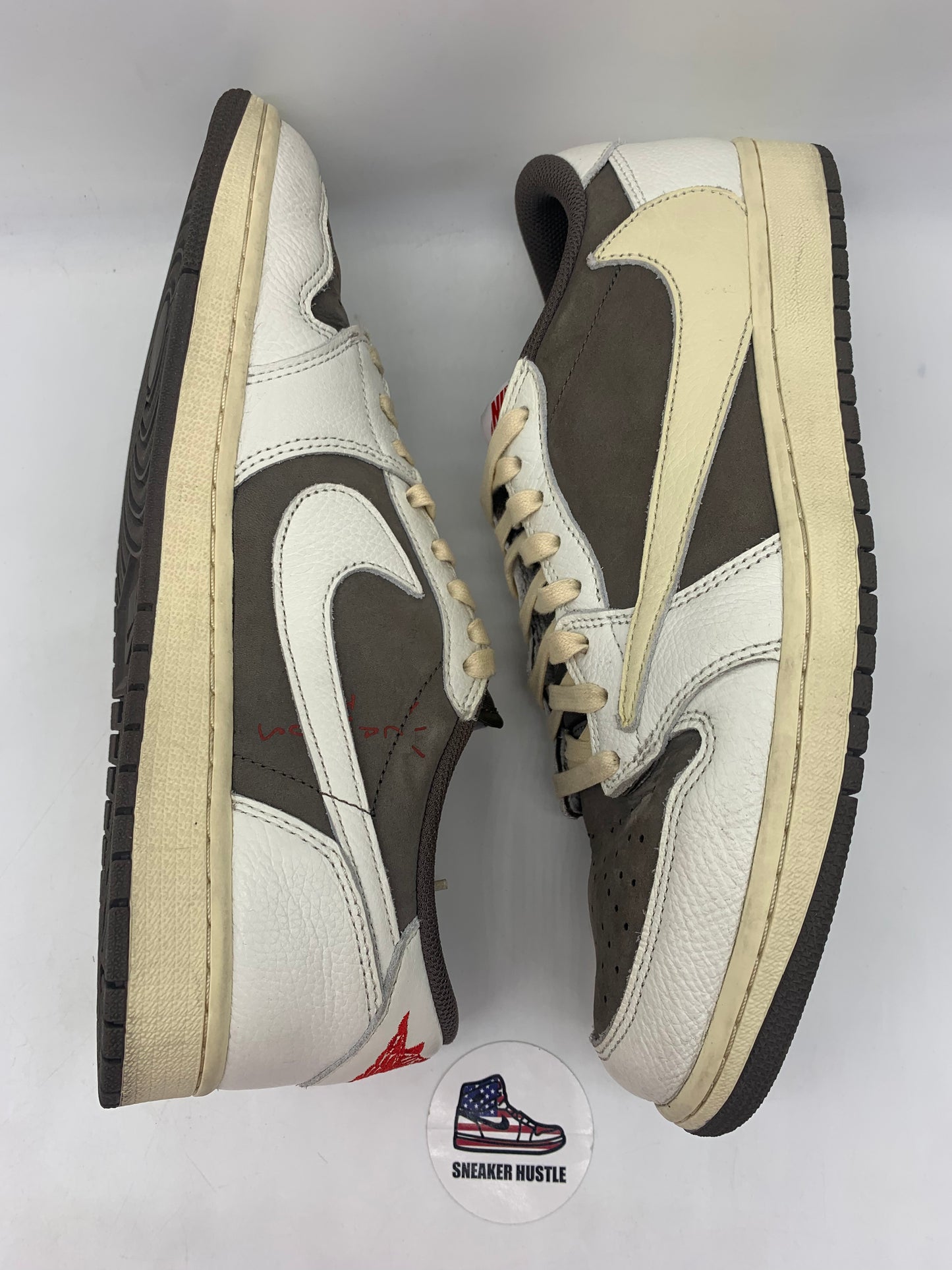Jordan 1 Retro Low OG SP Travis Scott Reverse Mocha