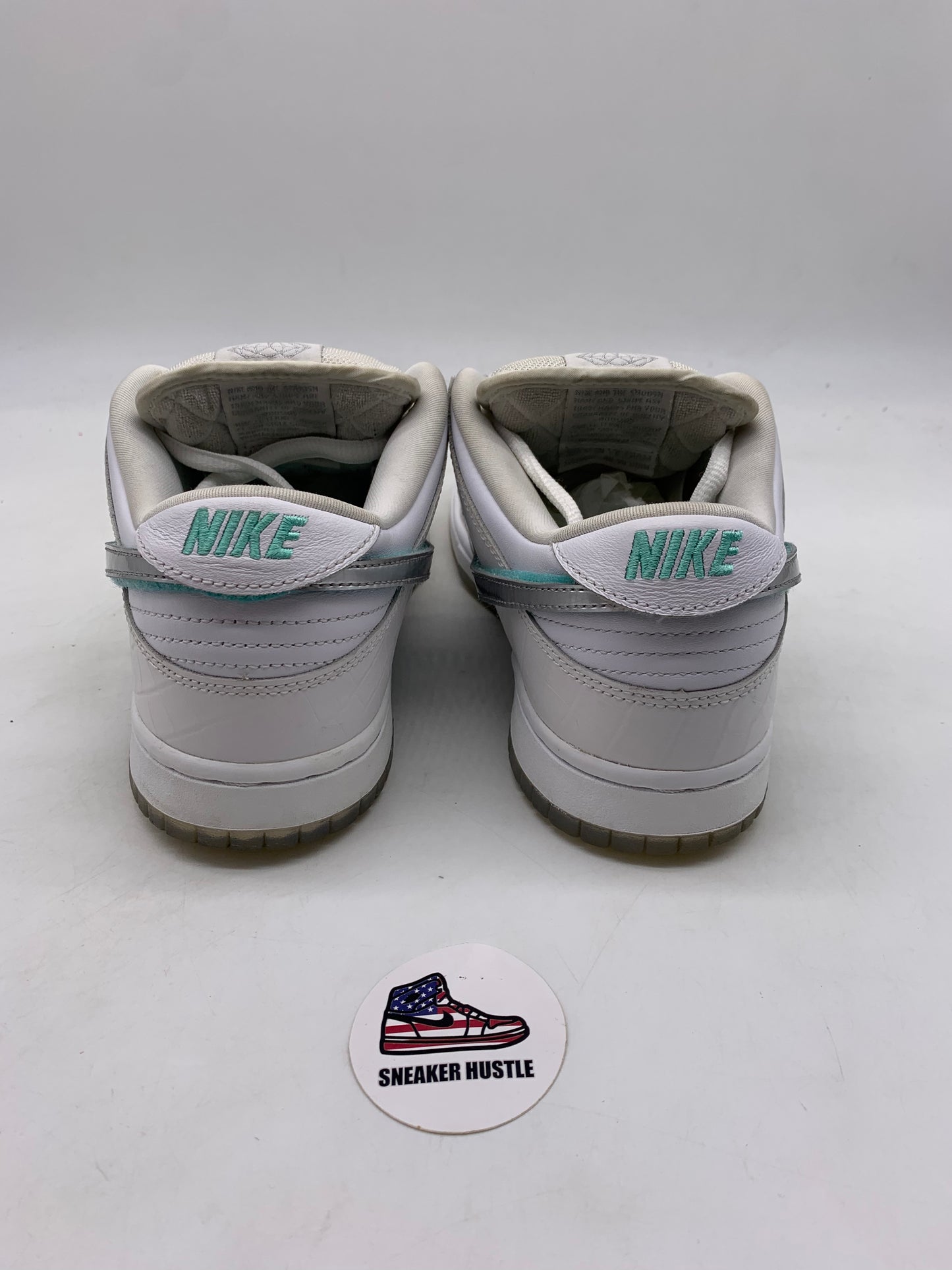 Nike SB Dunk Low Diamond Supply Co. White Diamond
