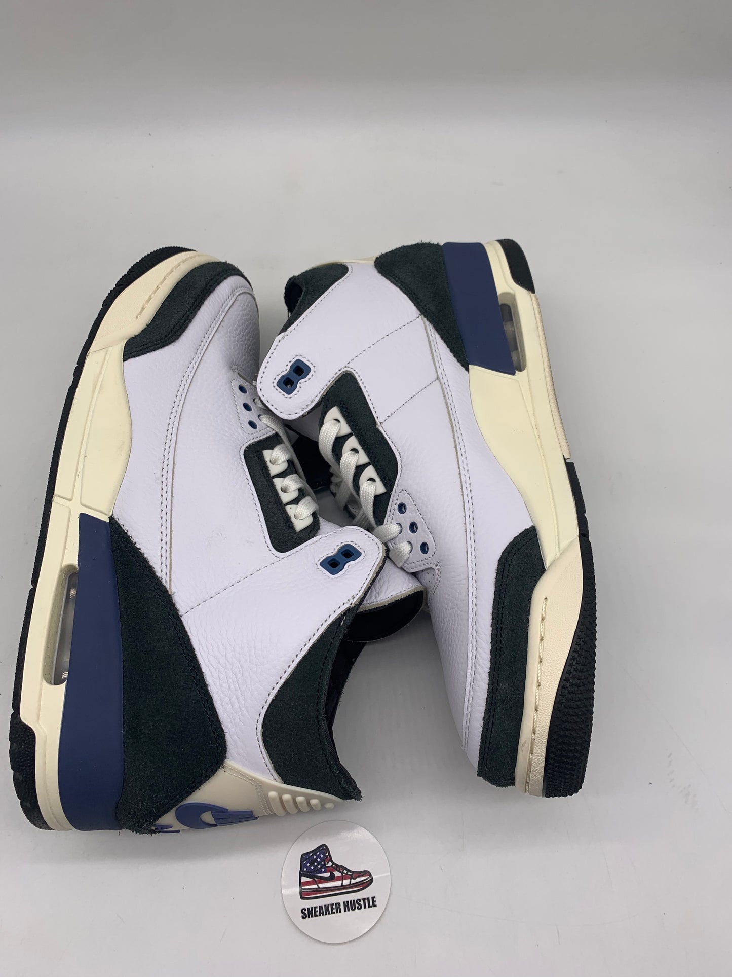 Jordan 3 Retro OG SP A Ma Maniére Diffused Blue