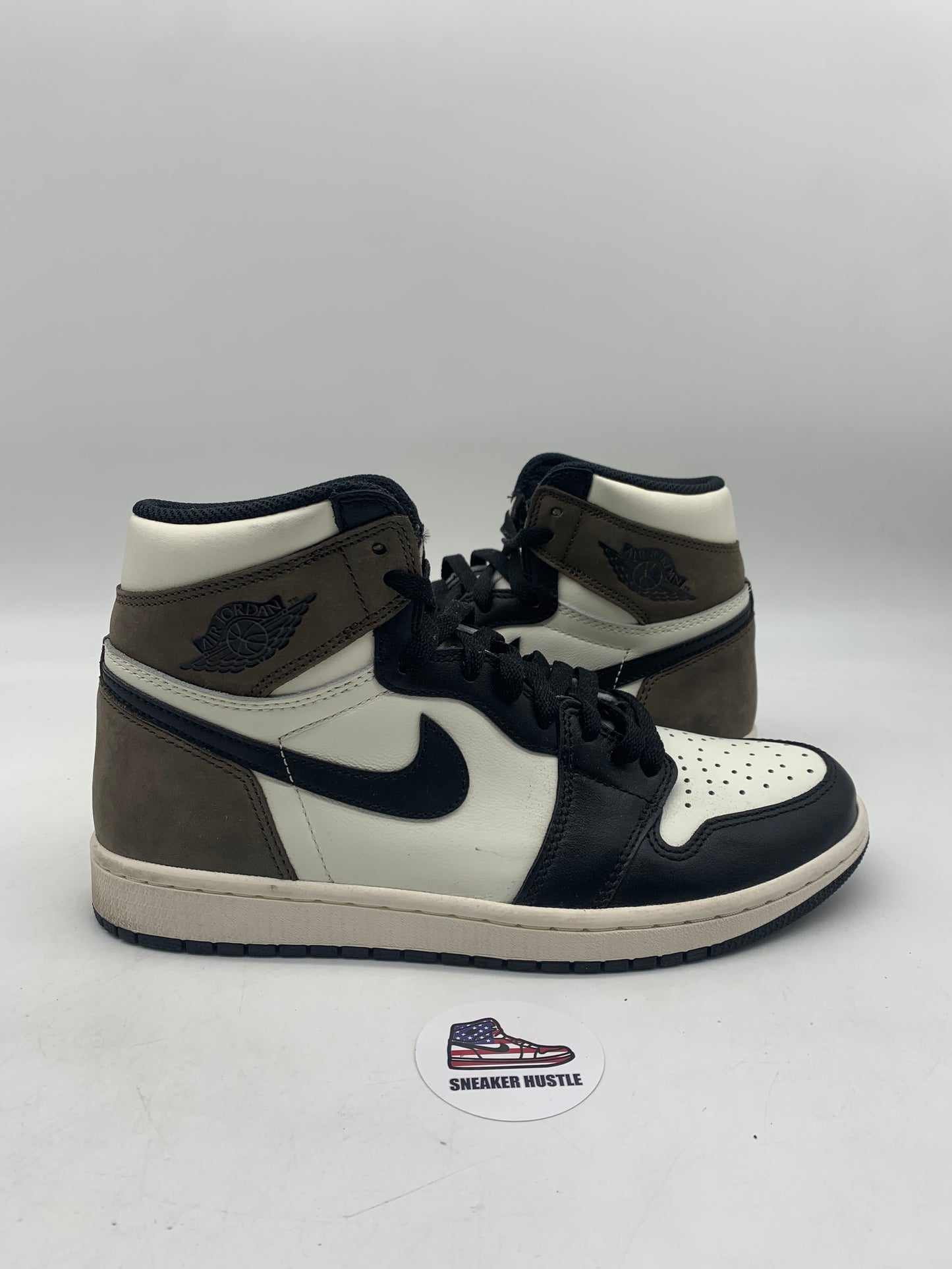 Jordan 1 Retro High Dark Mocha