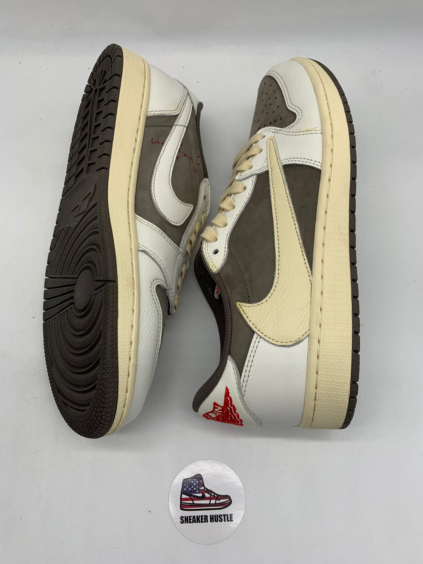 Jordan 1 Retro Low OG SP Travis Scott Reverse Mocha
