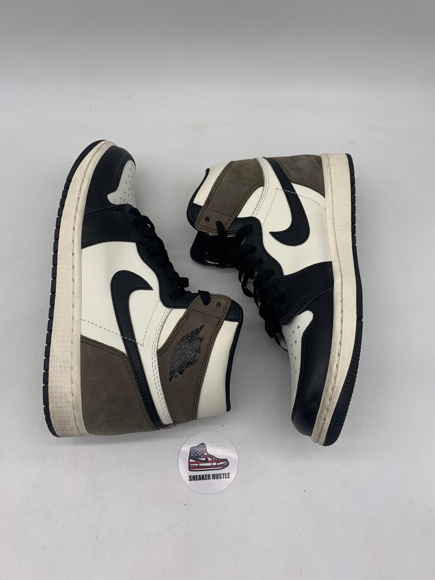 Jordan 1 Retro High Dark Mocha