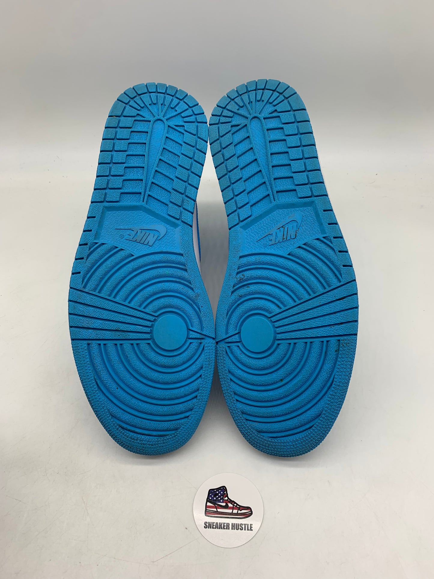 Jordan 1 Retro High OG UNC