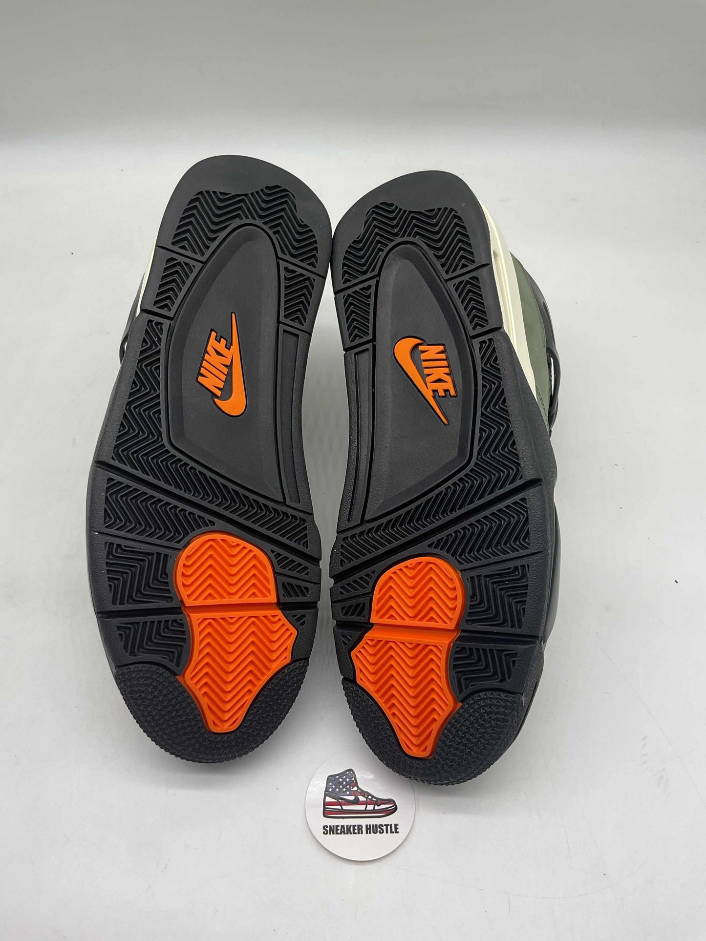 Jordan 4 Retro OG SP Undefeated (2025)