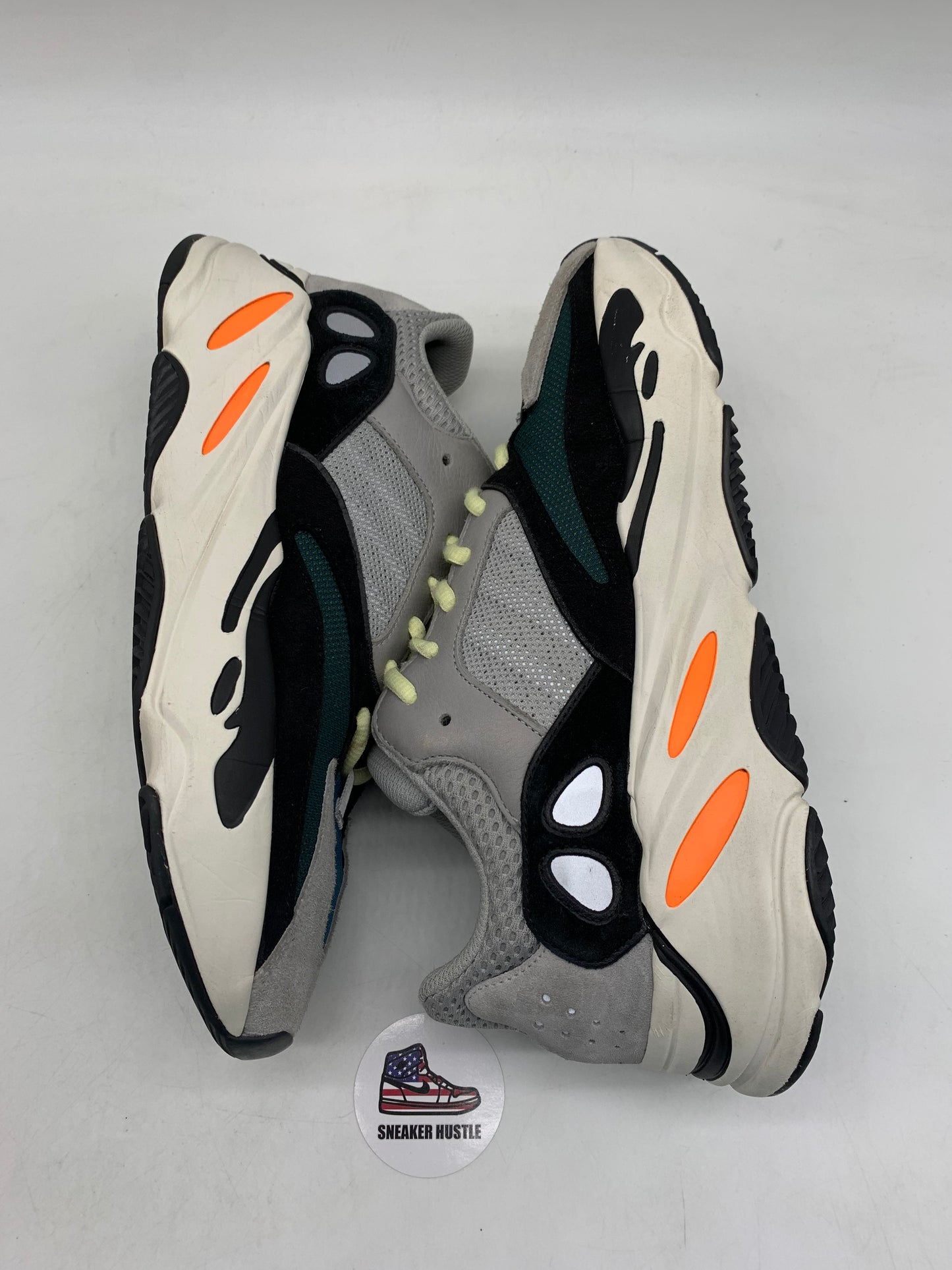 adidas Yeezy Boost 700 Wave Runner