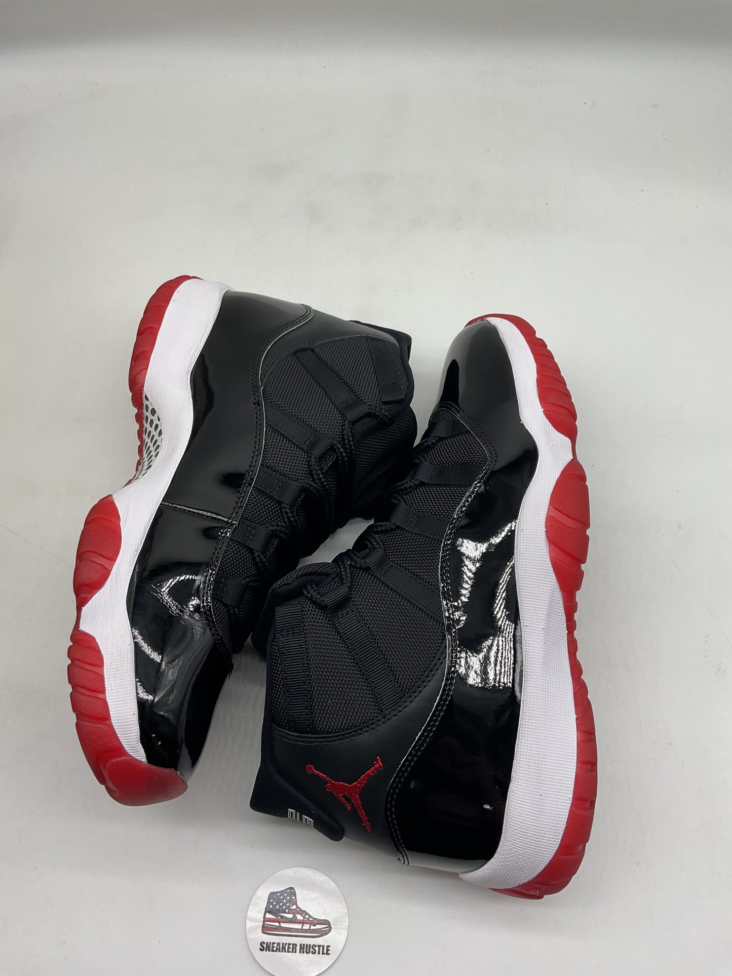 Jordan 11 Retro Playoffs Bred (2019)