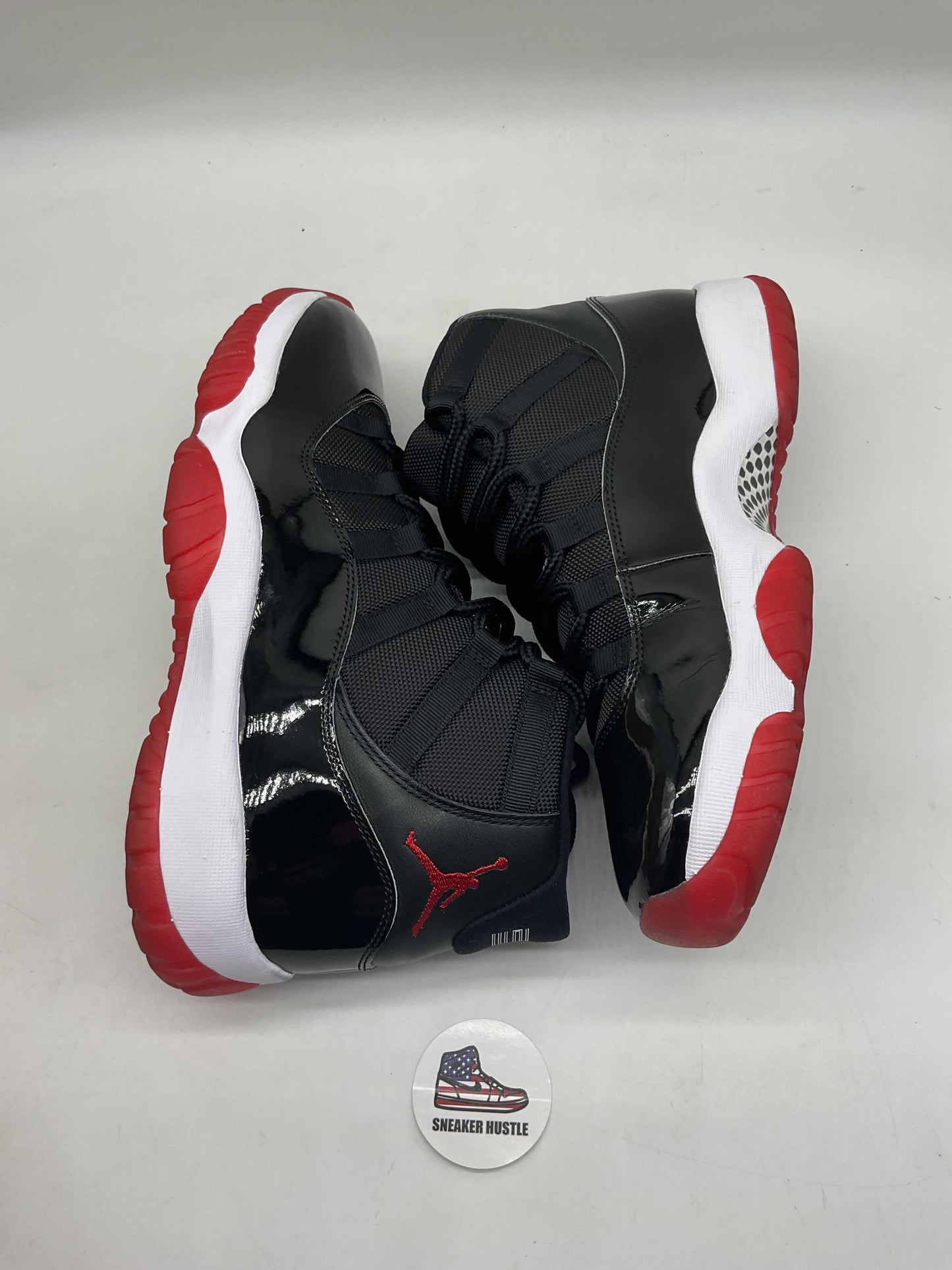 Jordan 11 Retro Playoffs Bred (2019)
