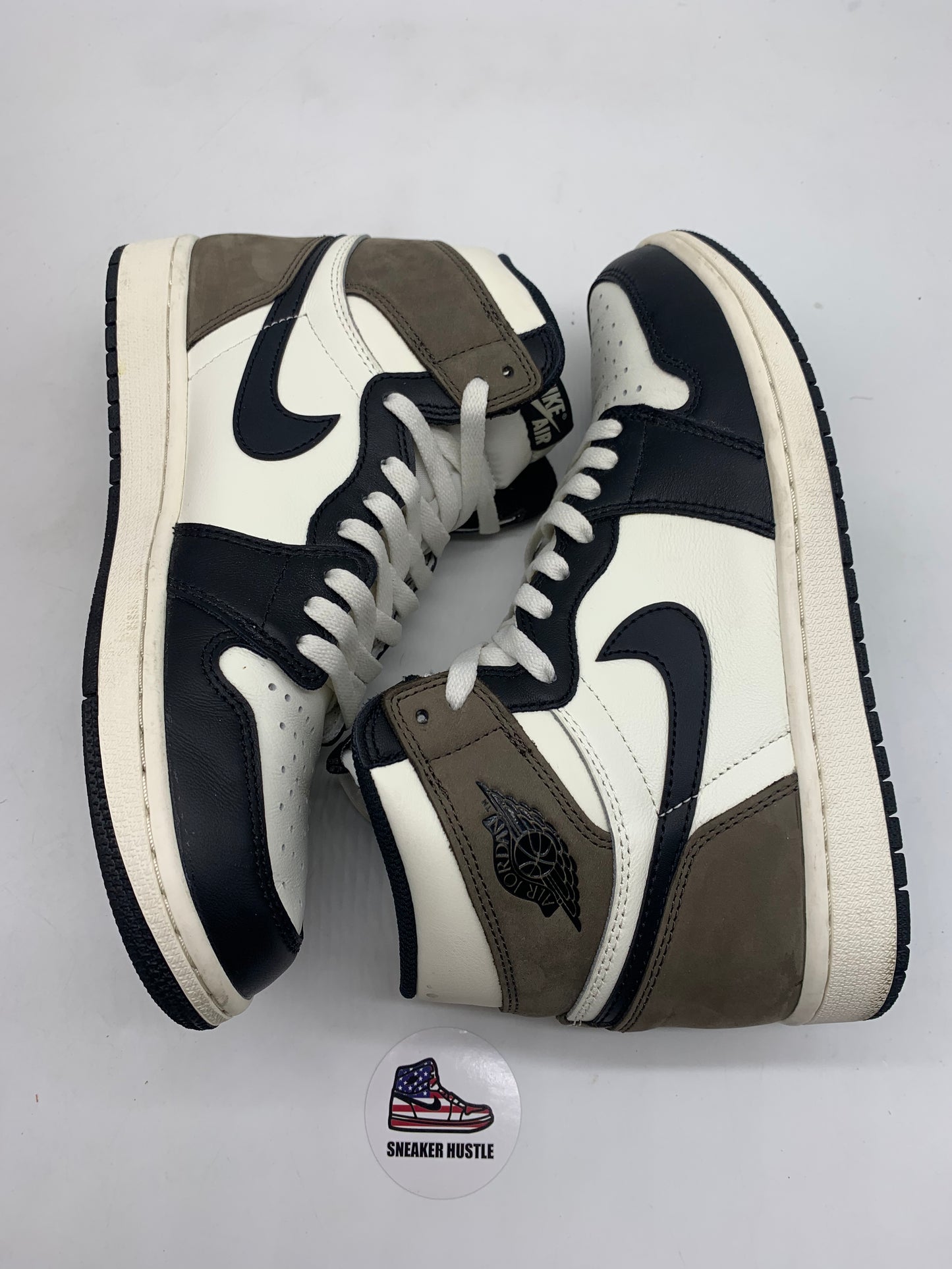 Jordan 1 Retro High Dark Mocha
