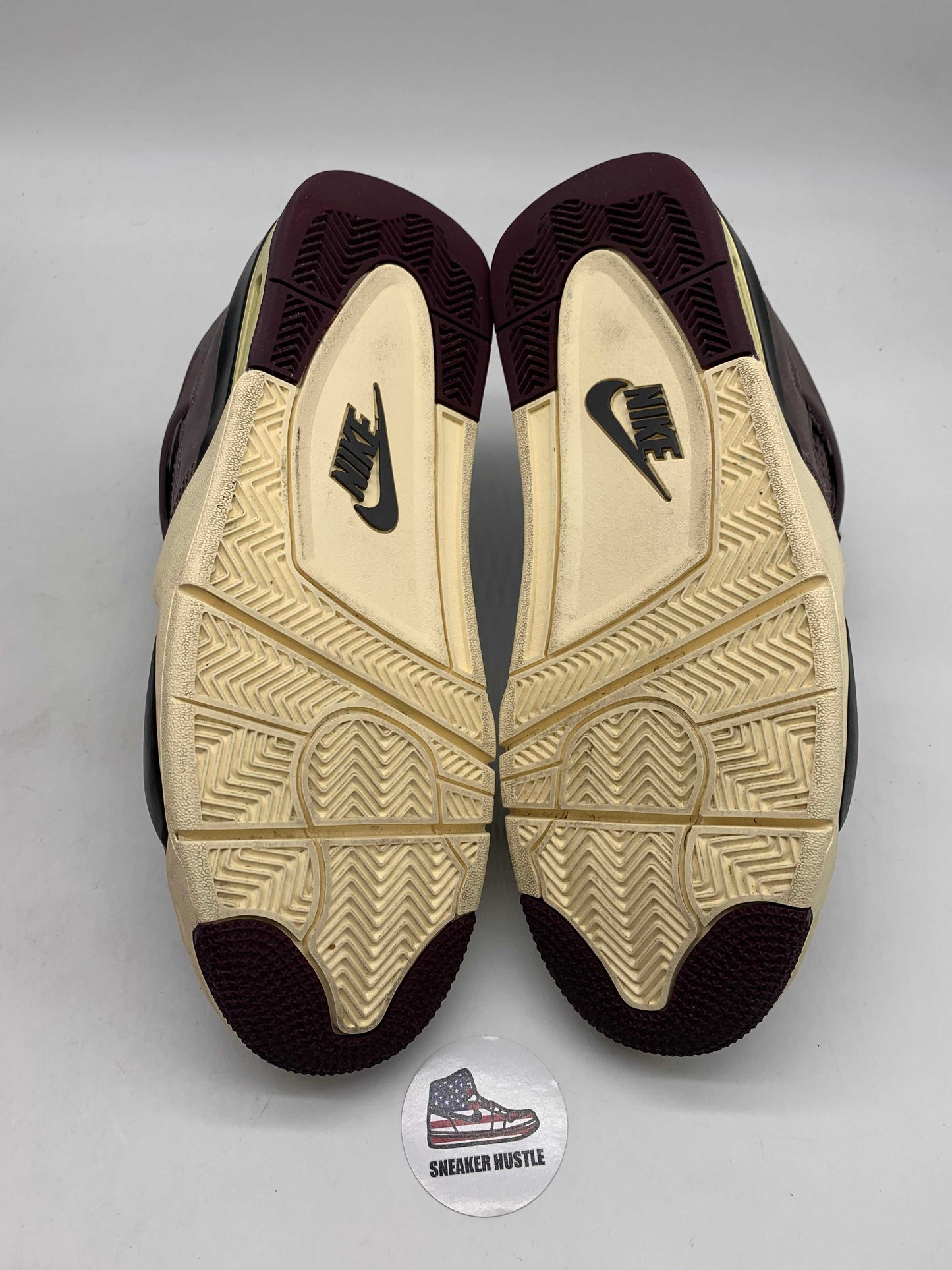 Jordan 4 Retro SP A Ma Maniére Violet Ore