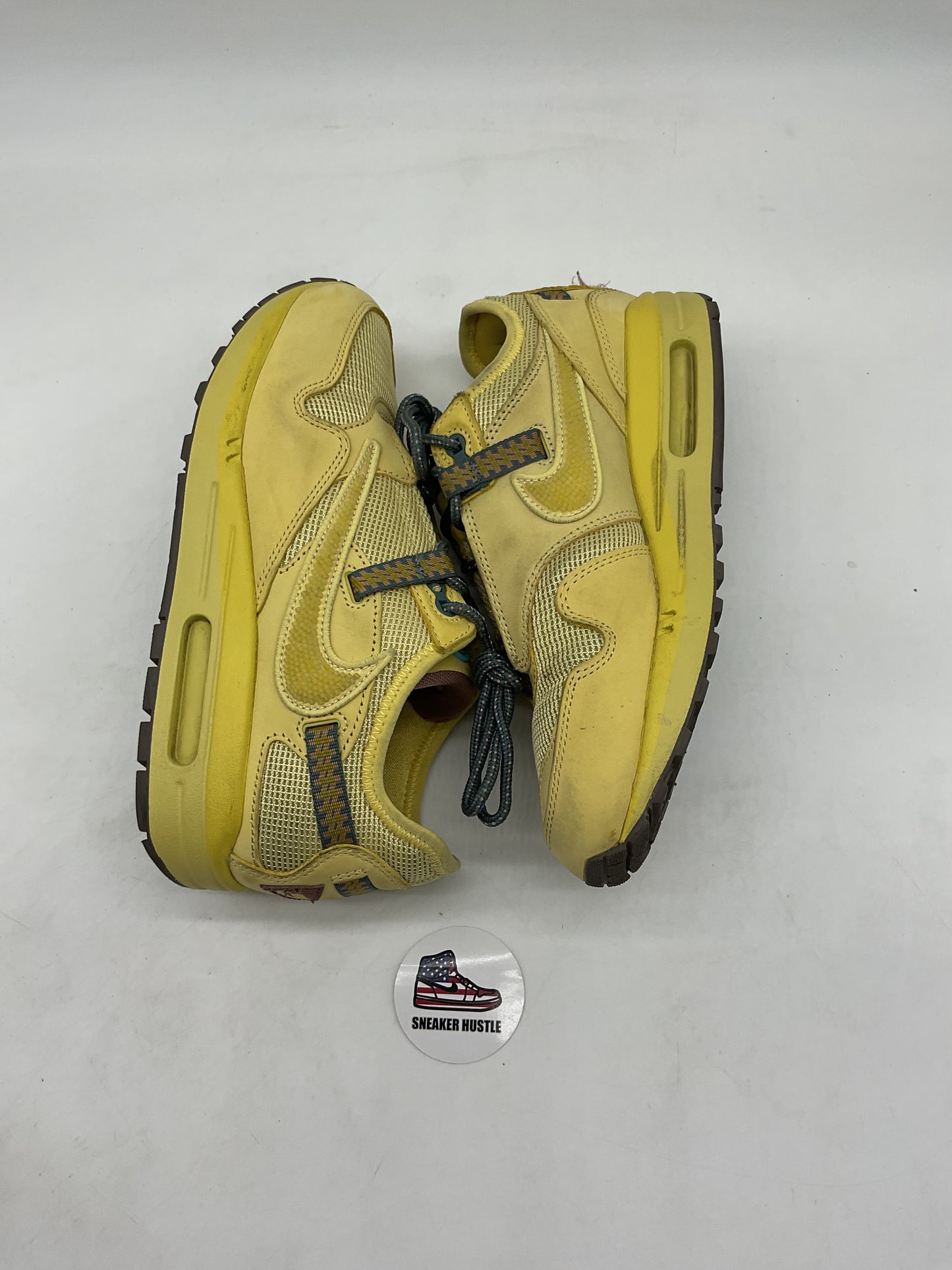 Nike Air Max 1 Travis Scott Cactus Jack Saturn Gold