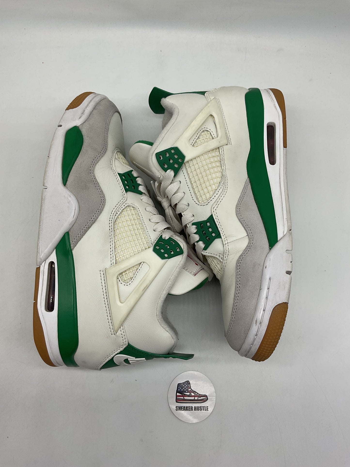 Jordan 4 Retro SB Pine Green