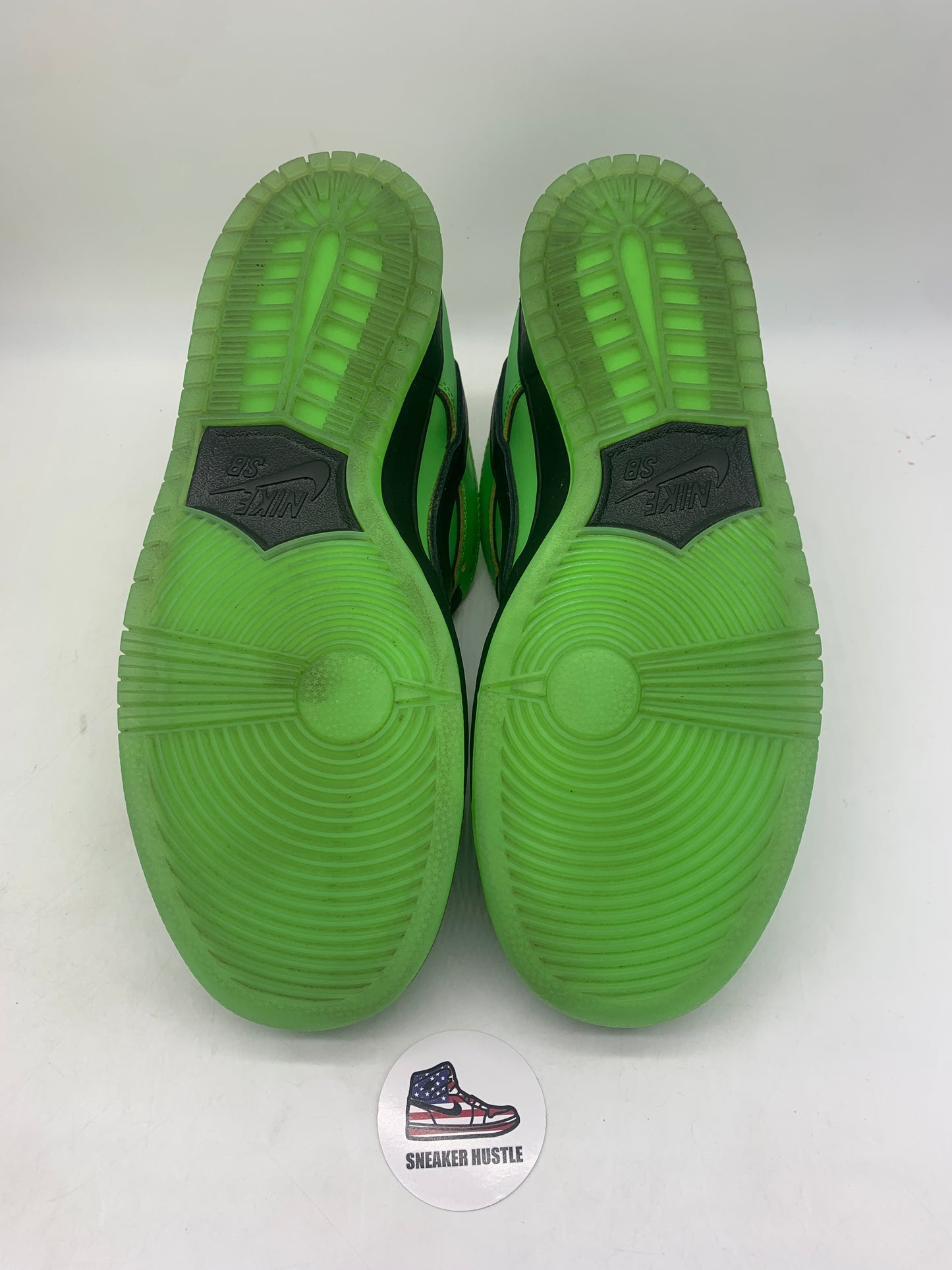 Nike SB Dunk Low The Powerpuff Girls Buttercup