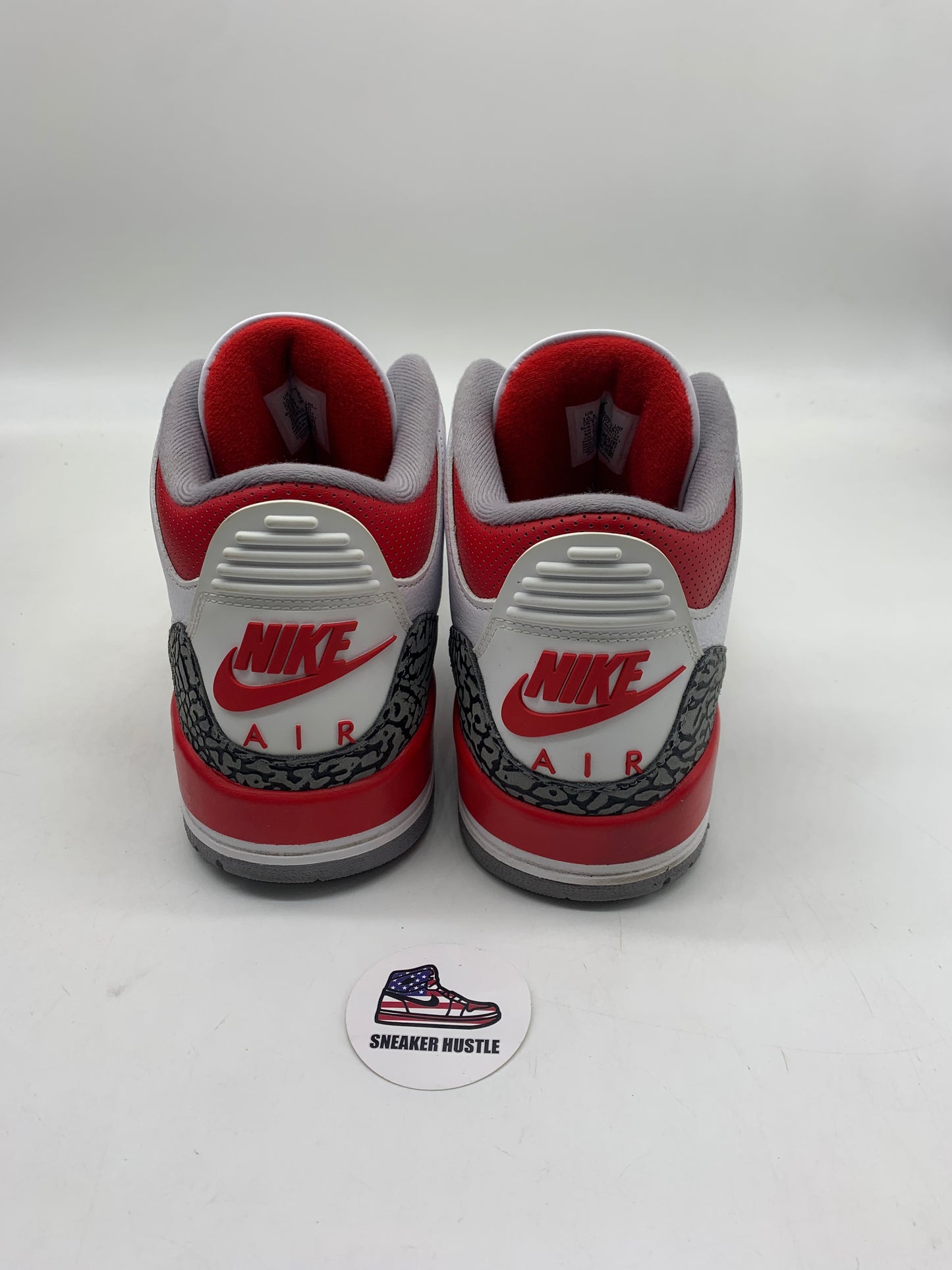 Jordan 3 Retro Fire Red (2022)