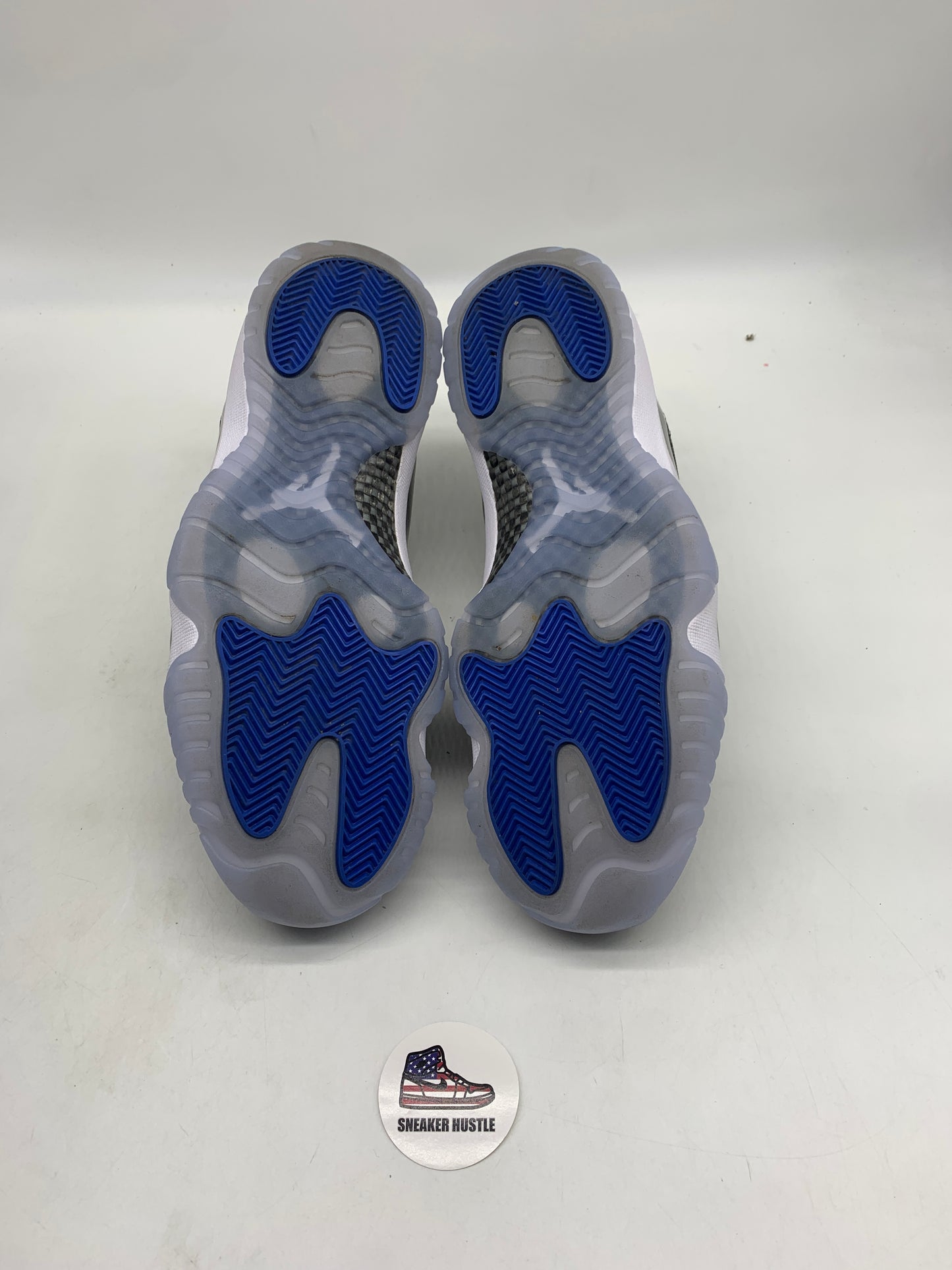 Jordan 11 Retro Low Space Jam