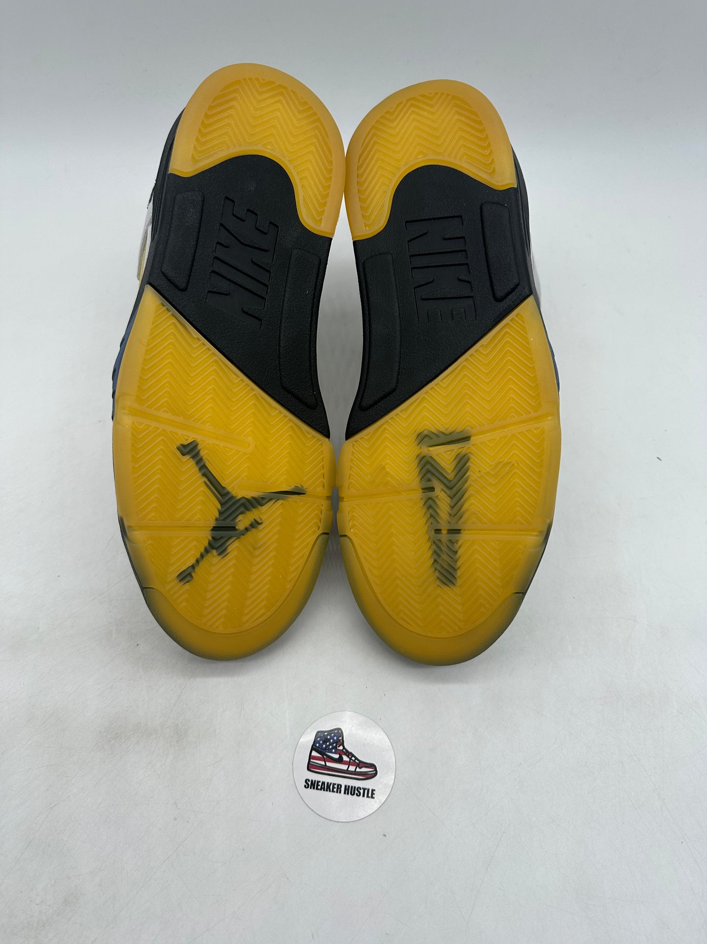 Jordan 5 Retro A Ma Maniére Dawn (Women's)