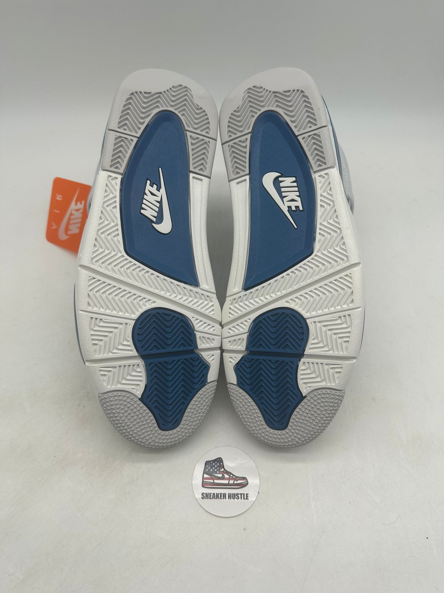 Jordan 4 Retro Military Blue (2024)