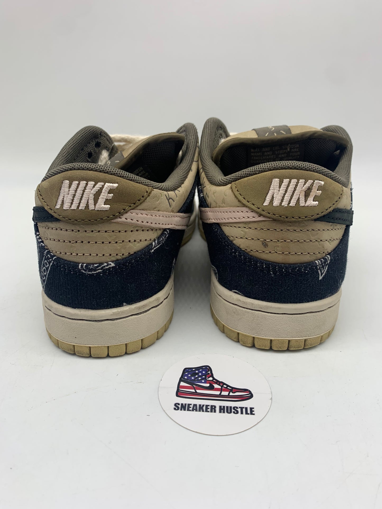 Nike SB Dunk Low Travis Scott