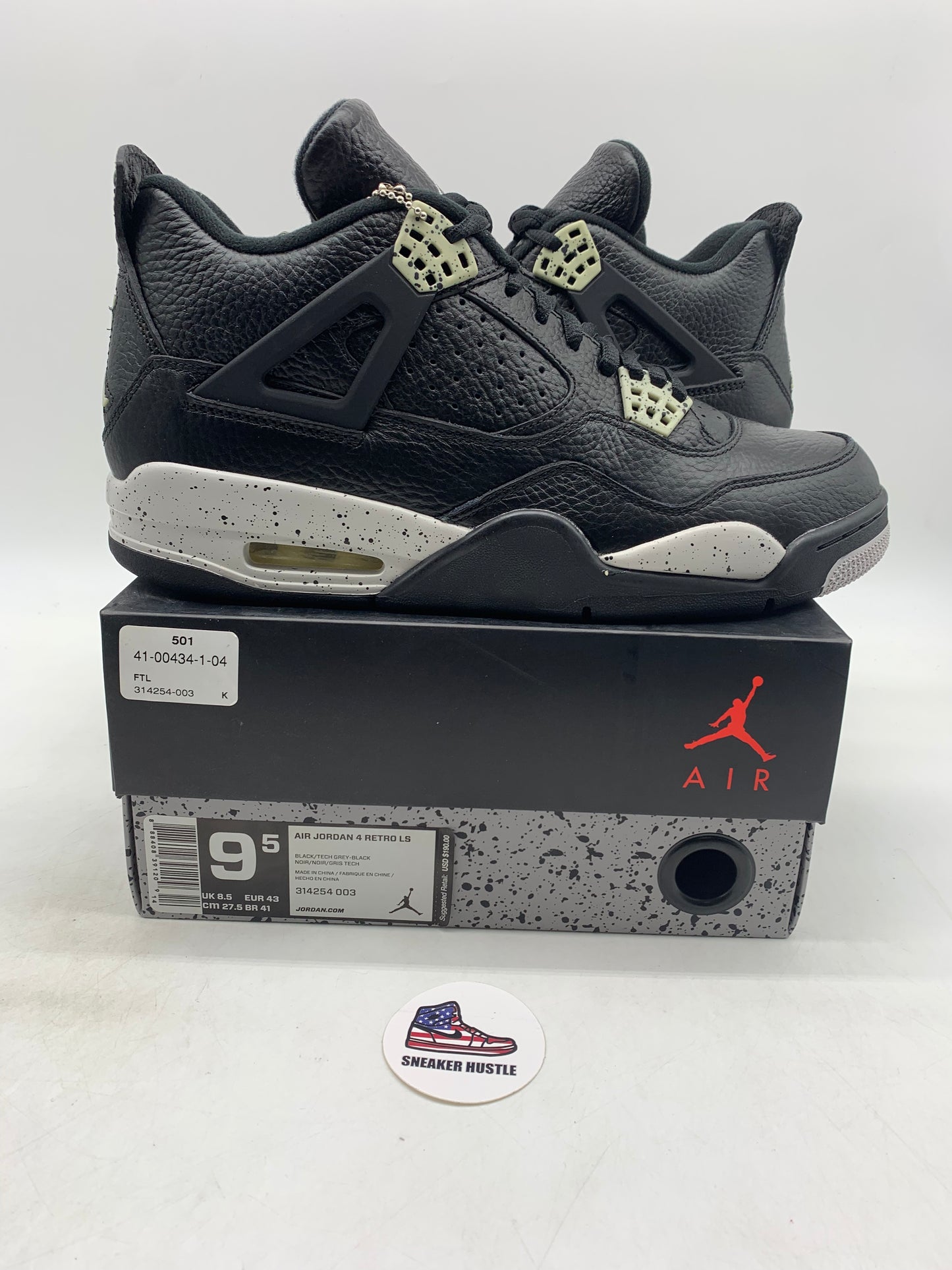 Jordan 4 Retro Oreo (2015)