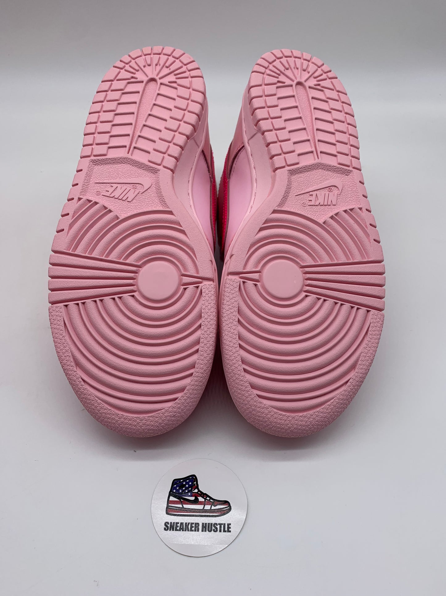 Nike Dunk Low Triple Pink (GS)