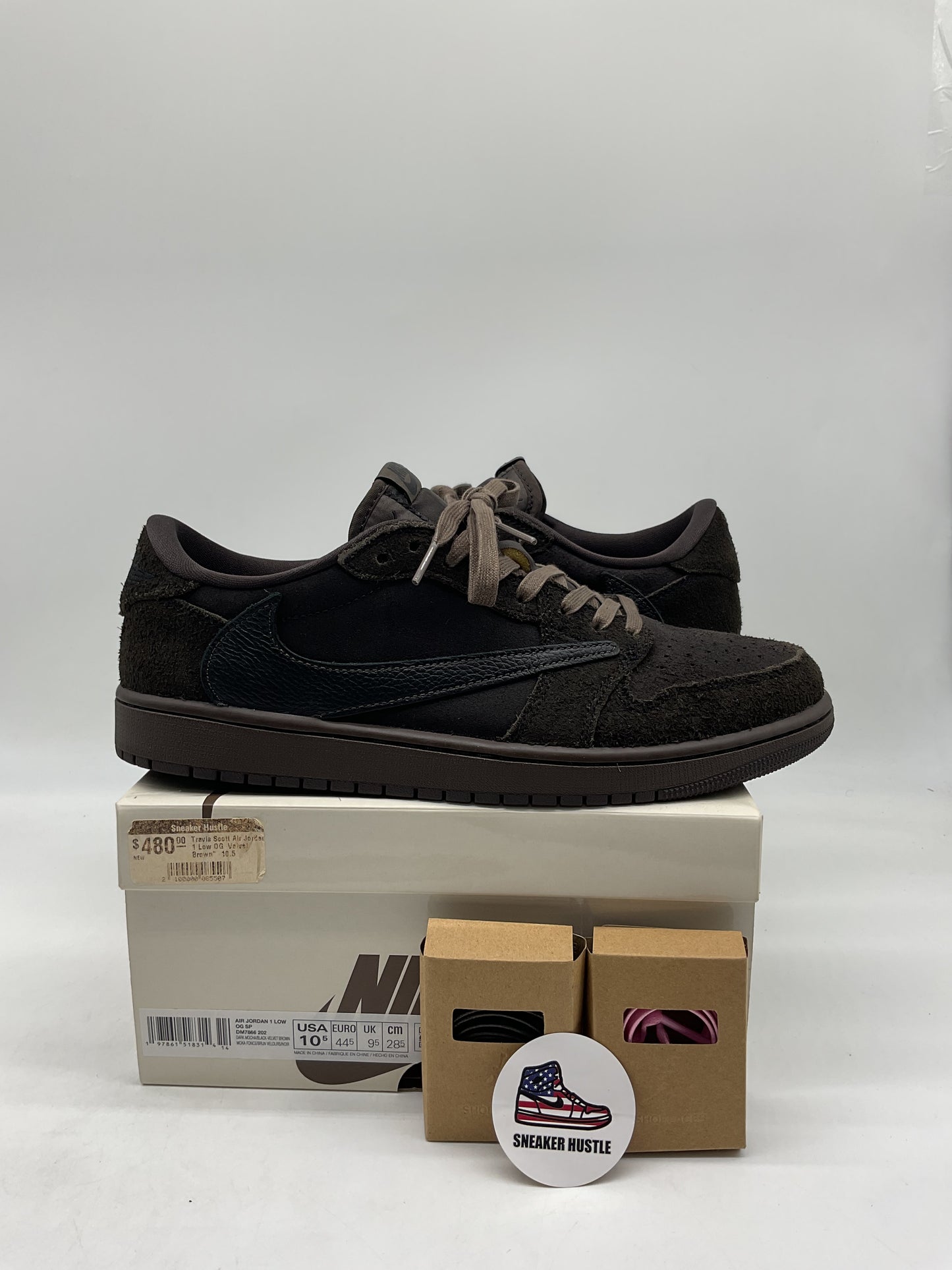 Jordan 1 Retro Low OG SP Travis Scott Velvet Brown