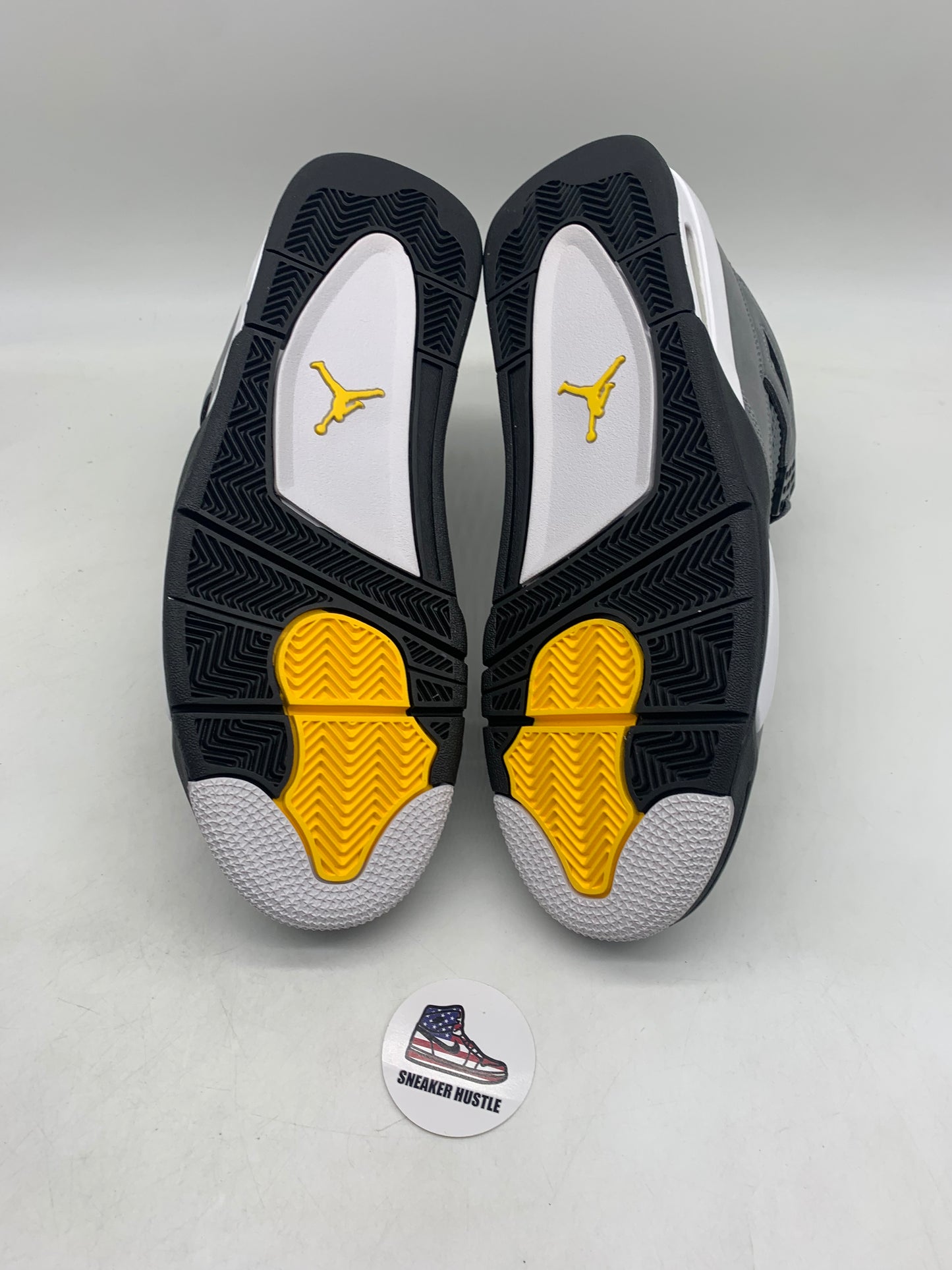 Jordan 4 Retro Cool Grey (2019)